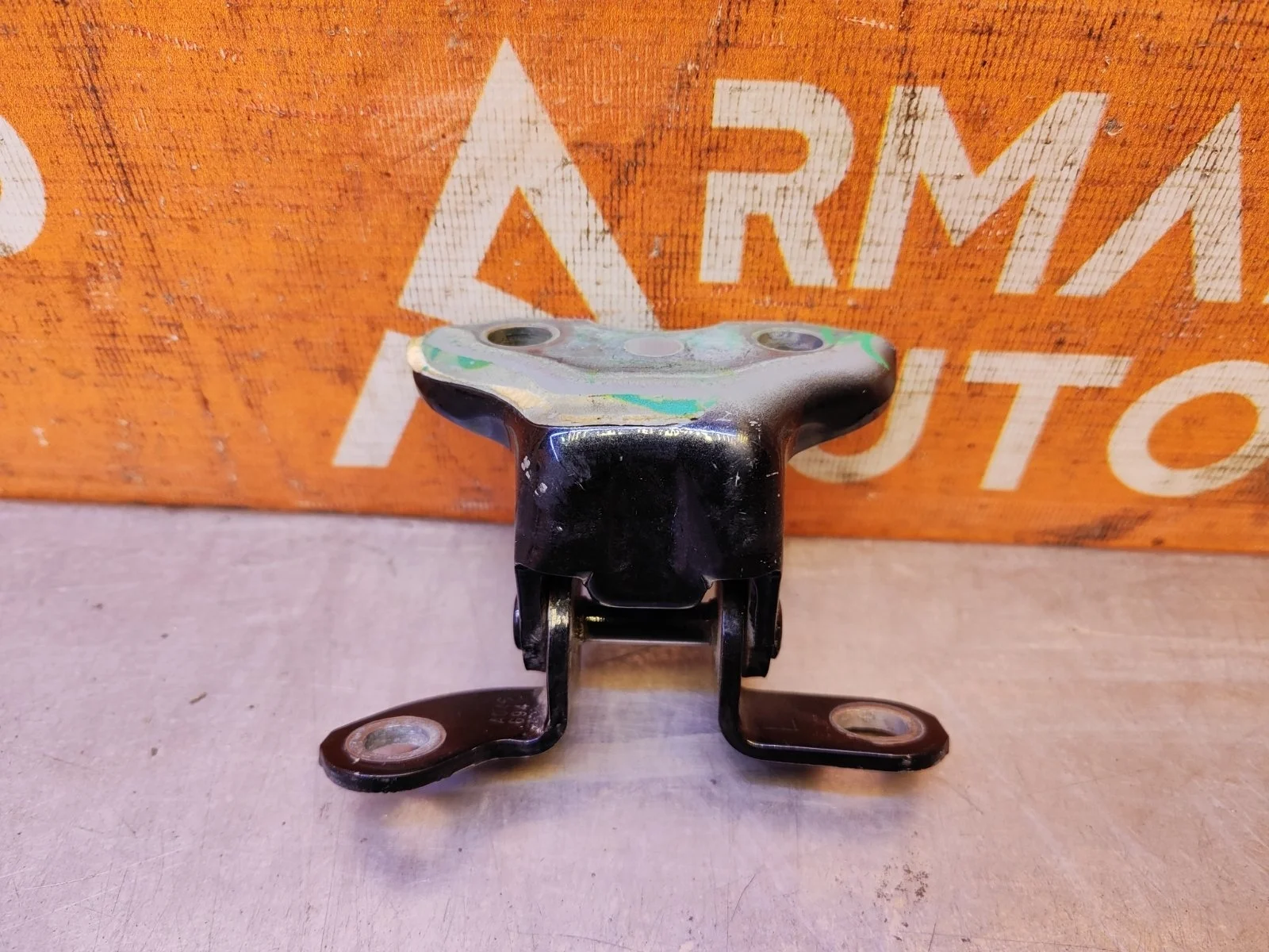 Петля двери верхняя Toyota Camry 2017-нв 8 XV70