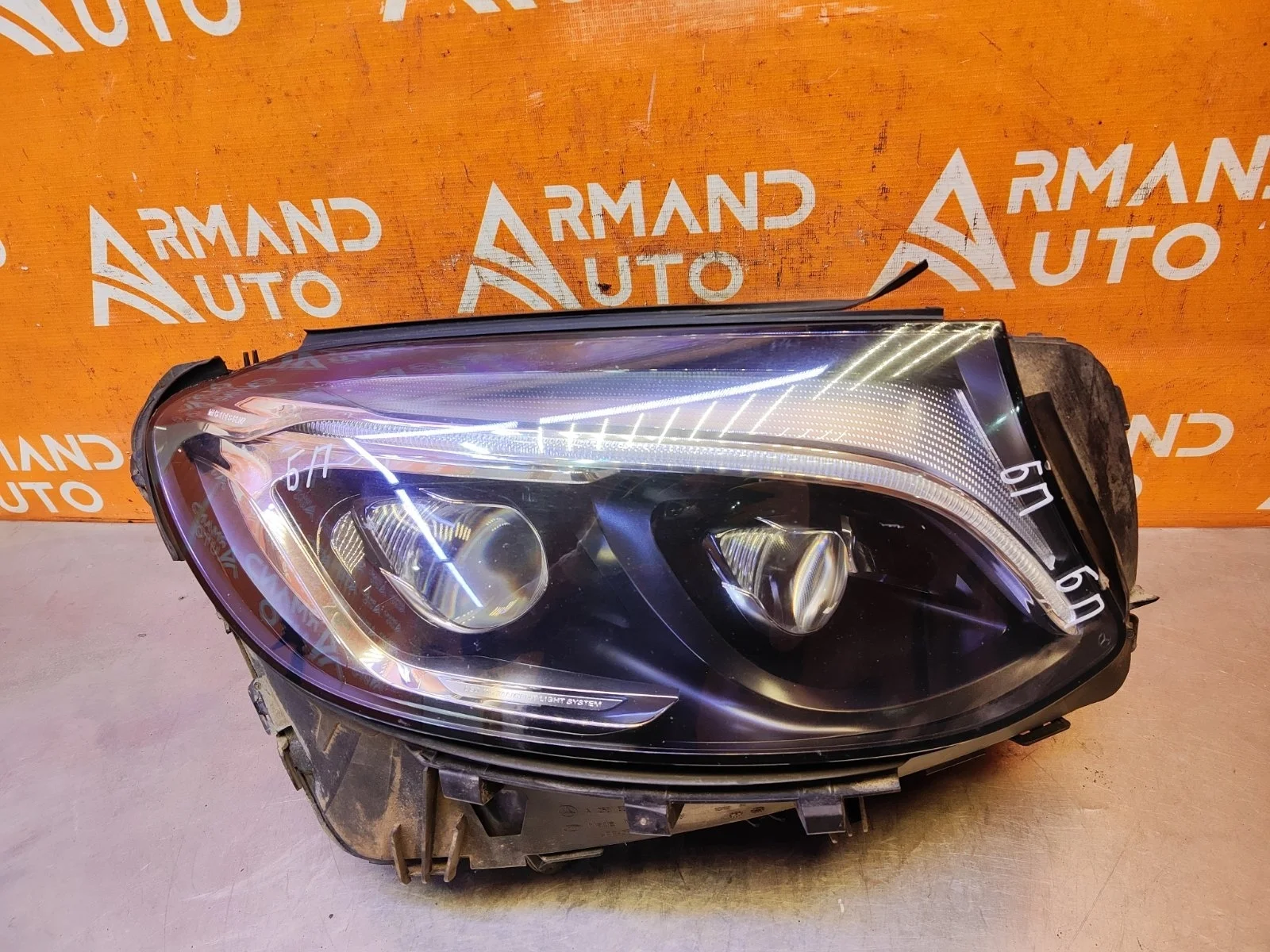 Фара Mercedes GLC-Class 2015-2019 X253