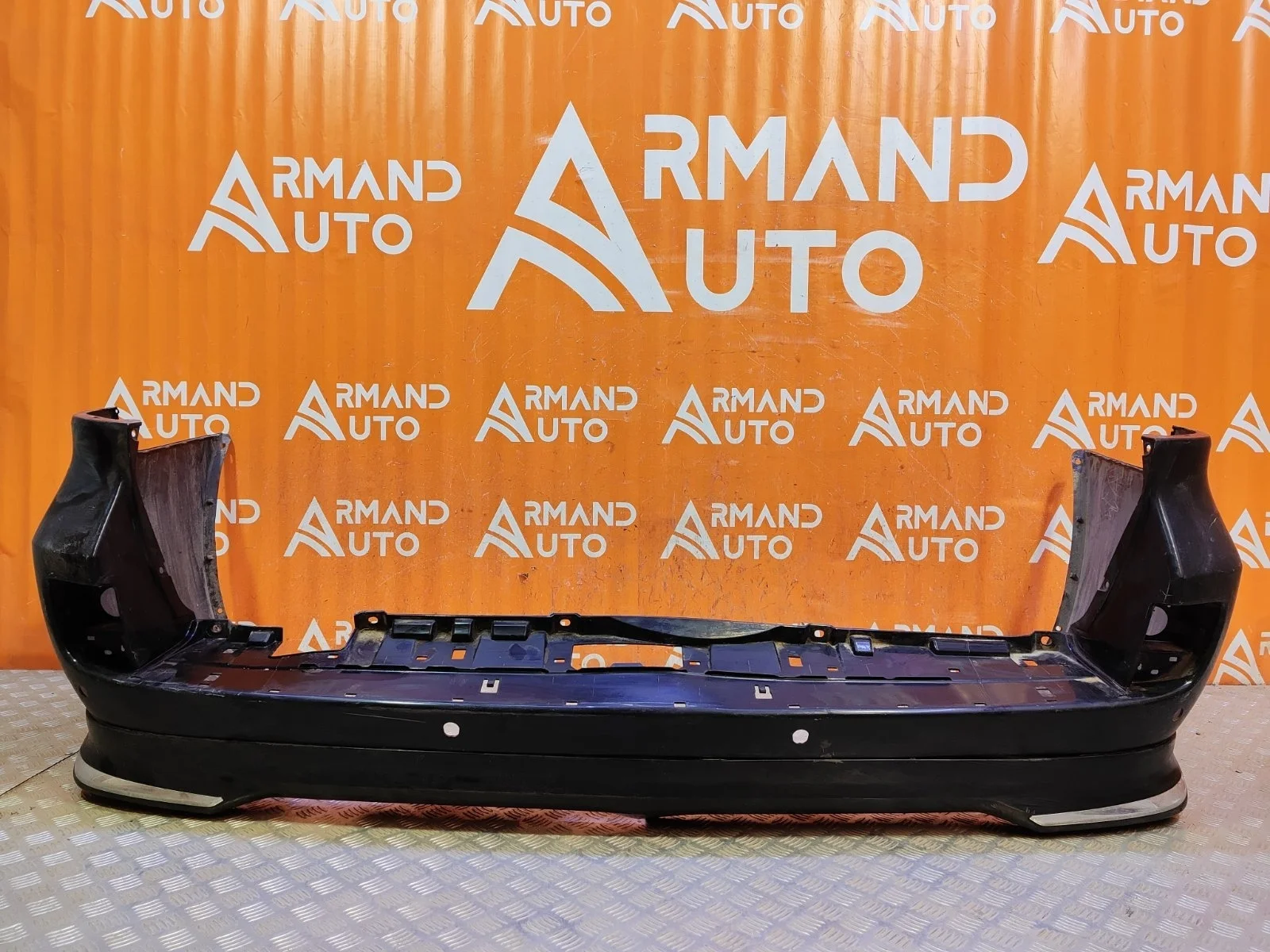 Бампер Toyota Land Cruiser 2012-2015 200