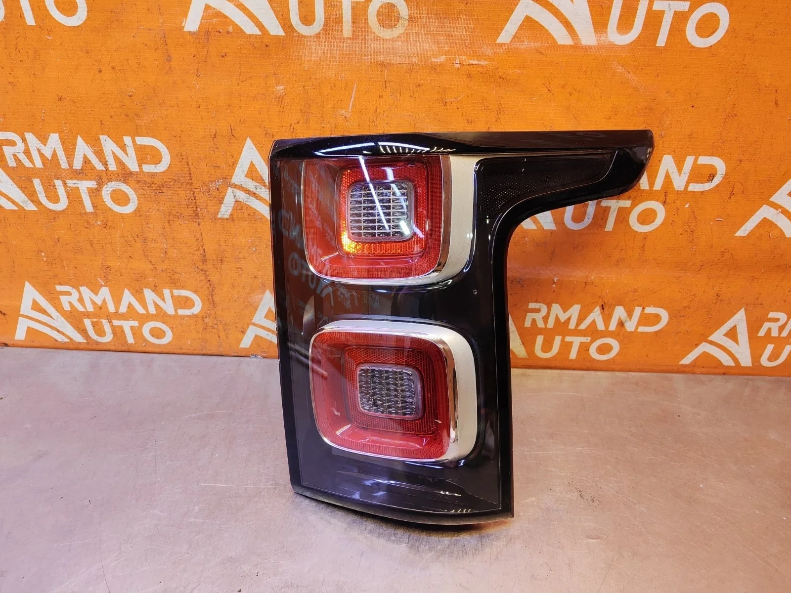 Фонарь Land Rover Range 2017-2022 4 L405