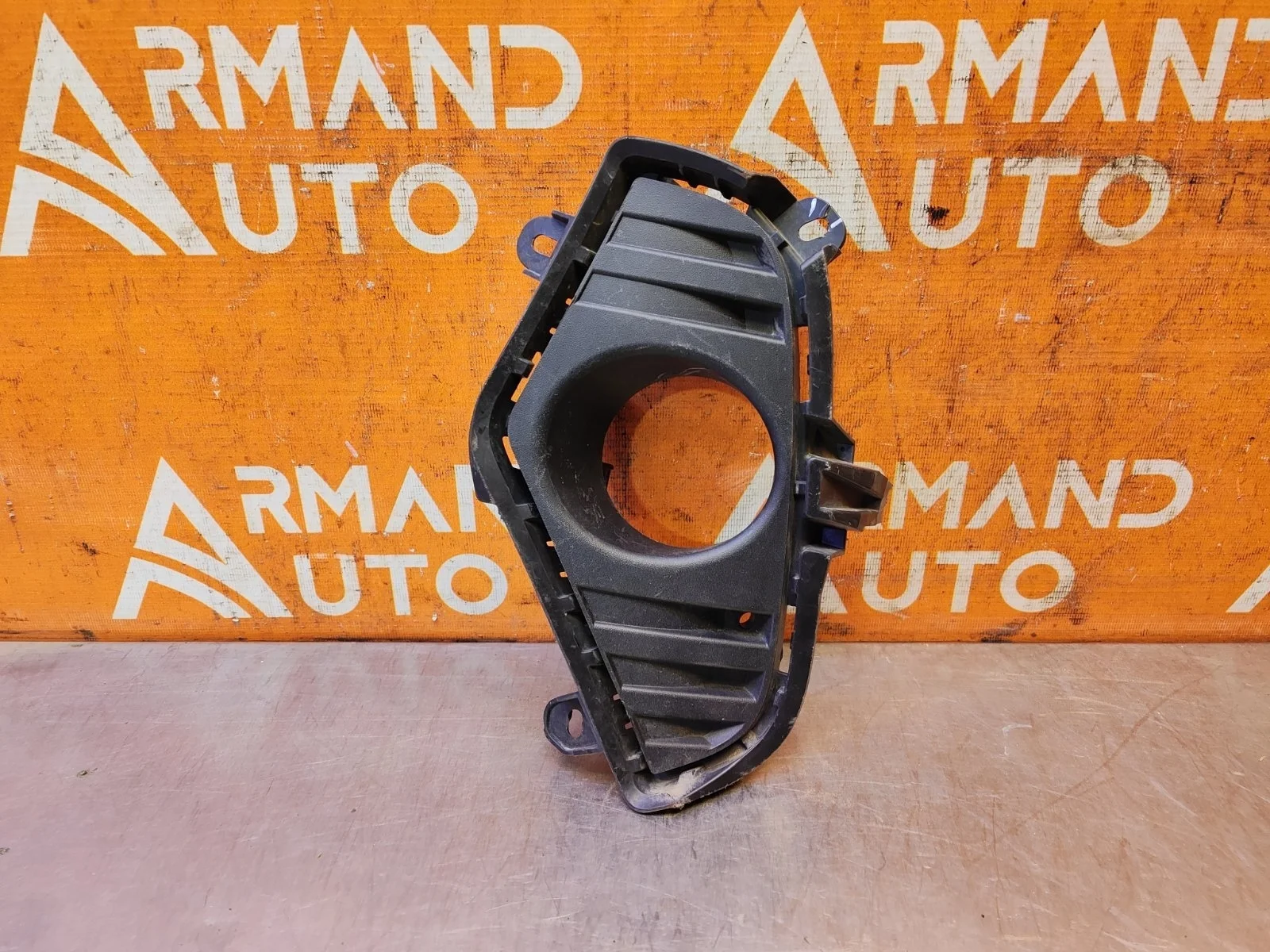 Окантовка птф Toyota RAV4 2018-нв 5 XA50