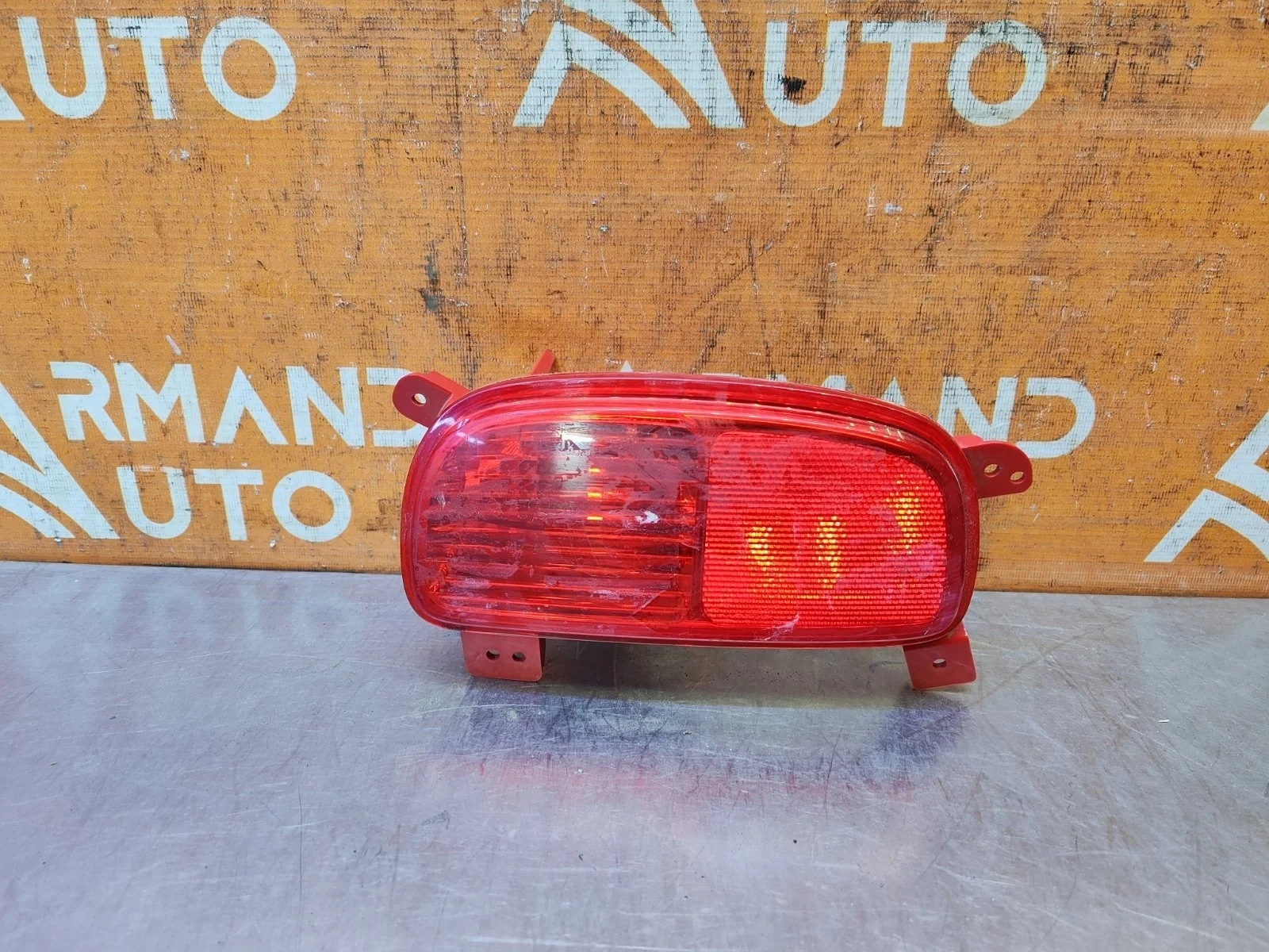 Фонарь противотуманный Kia Sorento 2012-2019 XM