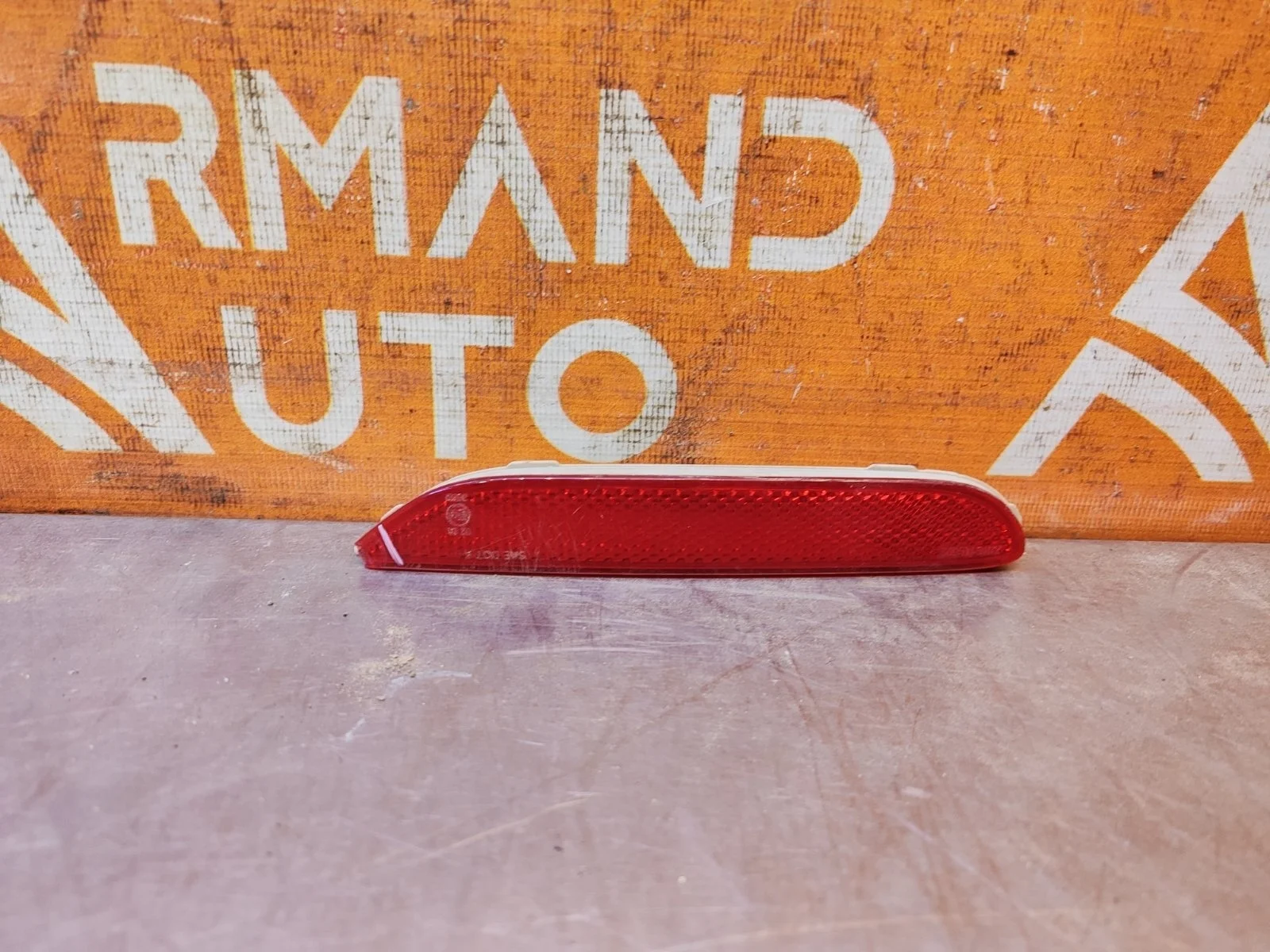 Отражатель Nissan Qashqai 2013-2019 j11