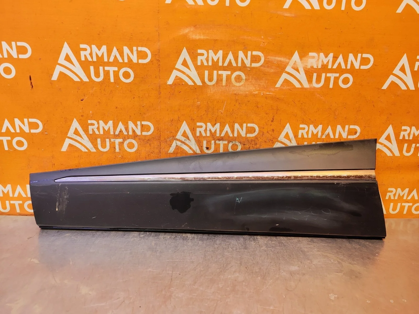 Молдинг двери Renault Kaptur 2016-нв