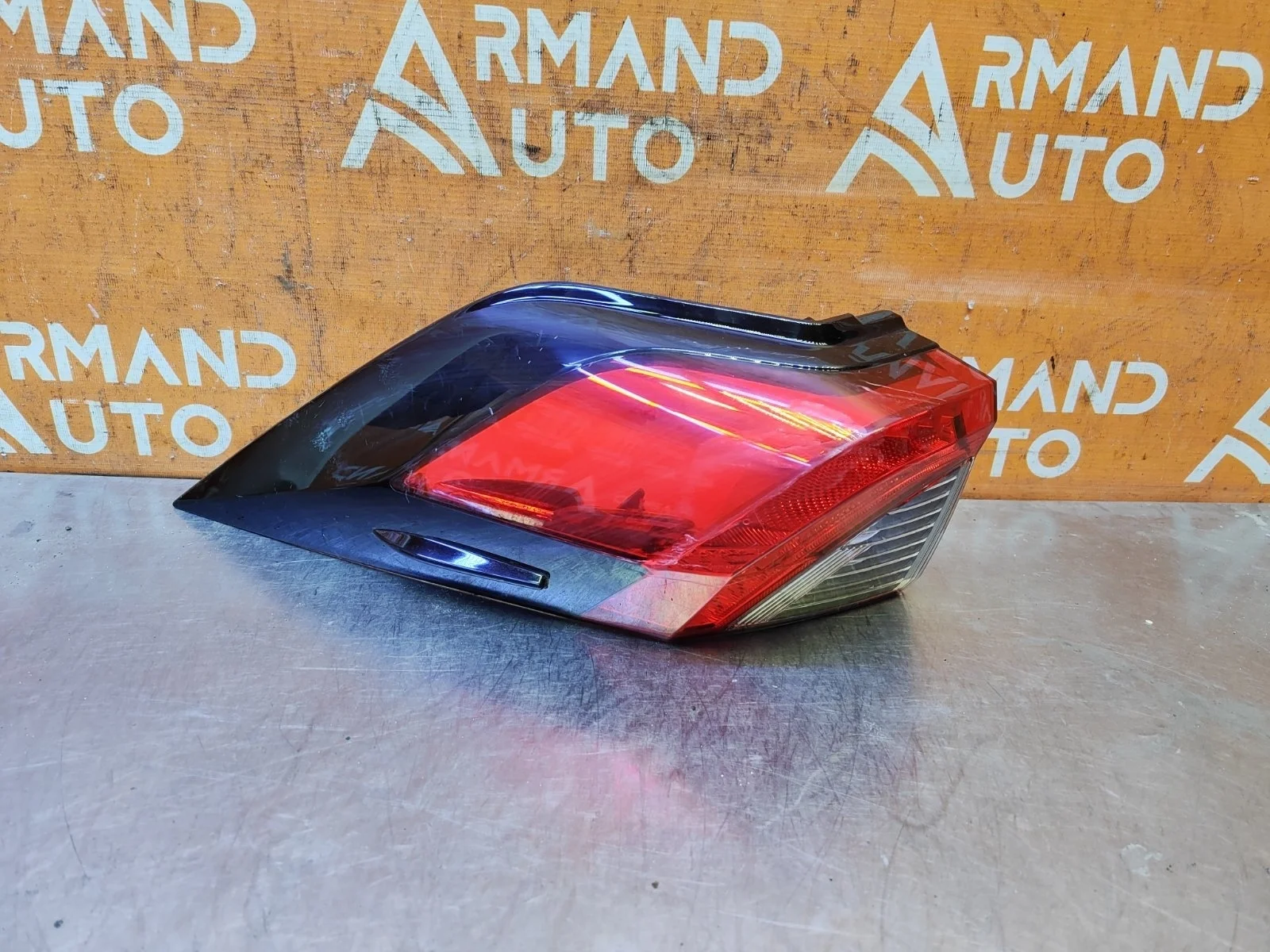 Фонарь внешний Toyota RAV4 2018-нв 5 XA50