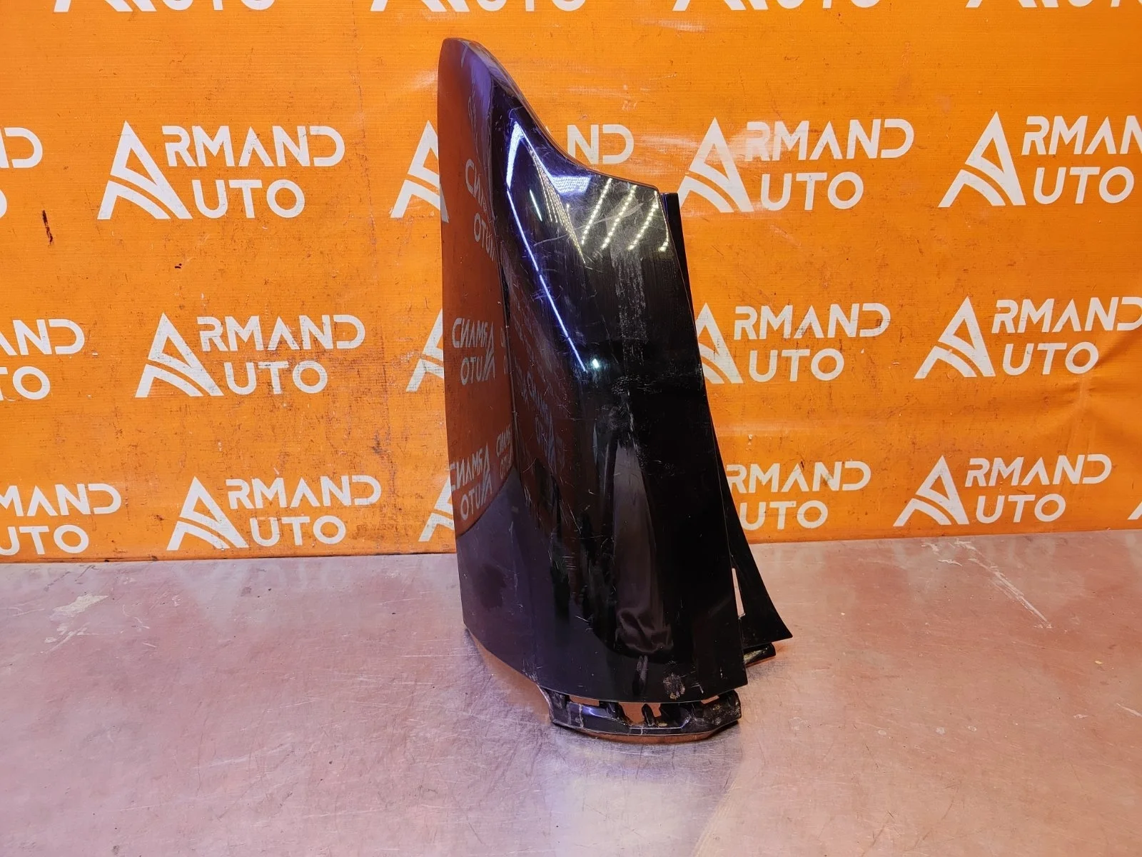 Накладка бампера верхняя Toyota Alphard 2015-нв 3