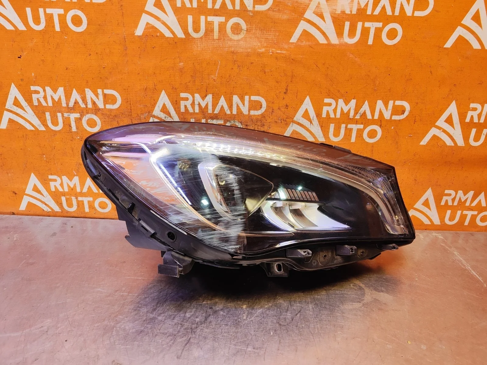 Фара Mercedes CLA-Class 2016-2019 C117 X117