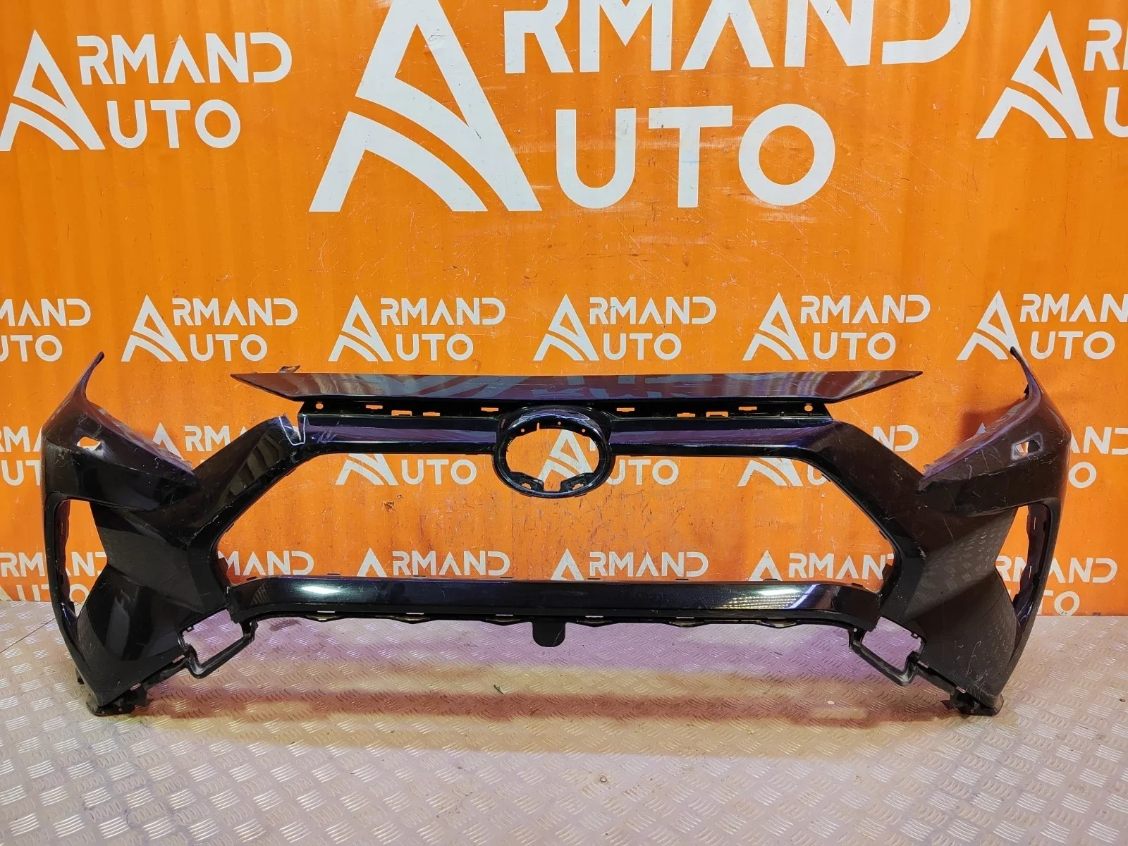 Бампер Toyota RAV4 2018-нв 5 XA50