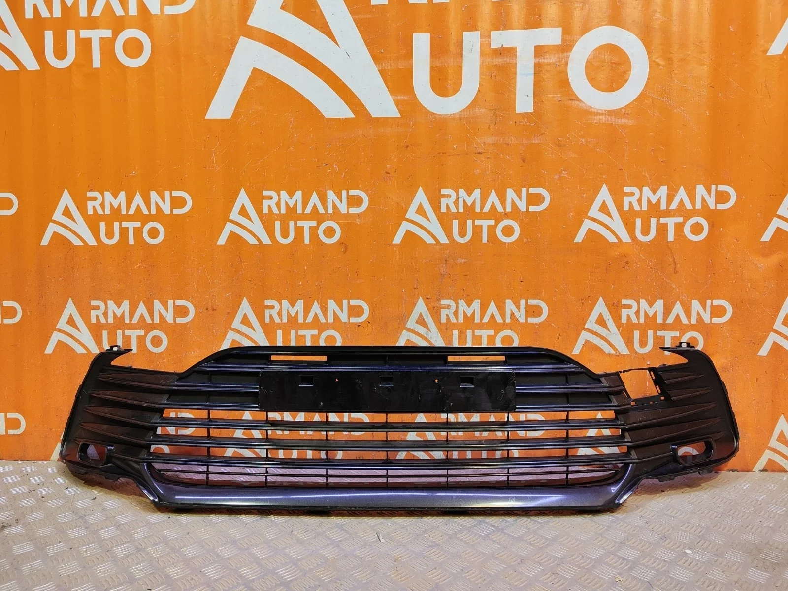 Решетка бампера Toyota Camry 2020-нв 8 XV70