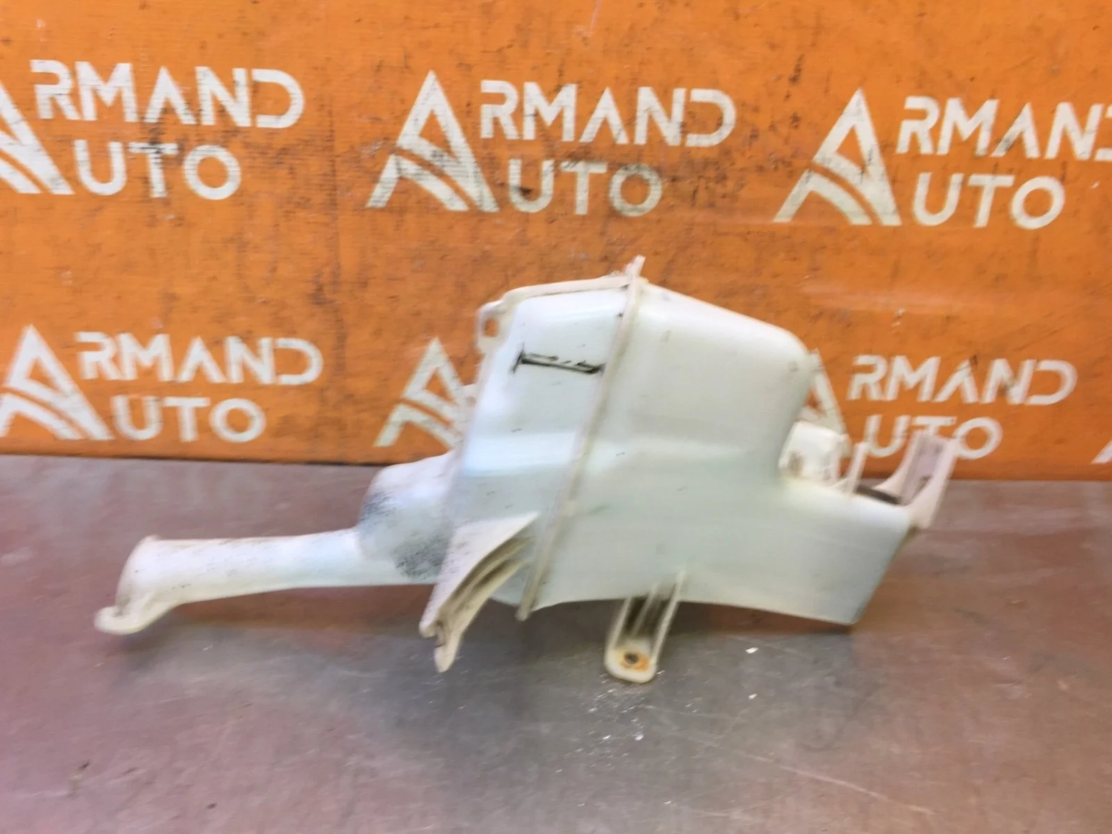 Бачок стеклоомывателя Hyundai Solaris 2010-2014