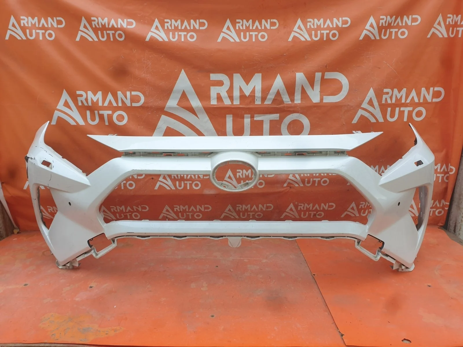 Бампер Toyota RAV4 2018-нв 5 XA50