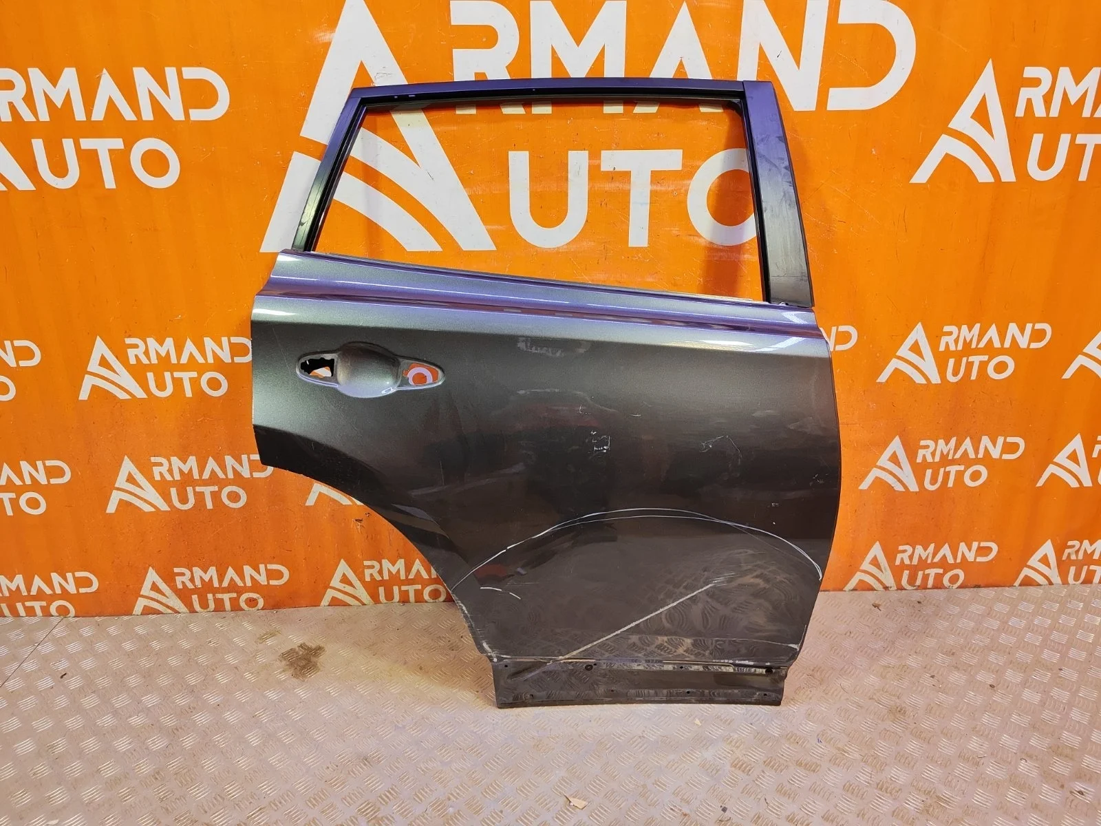 Дверь Toyota RAV4 2012-2019 CA40