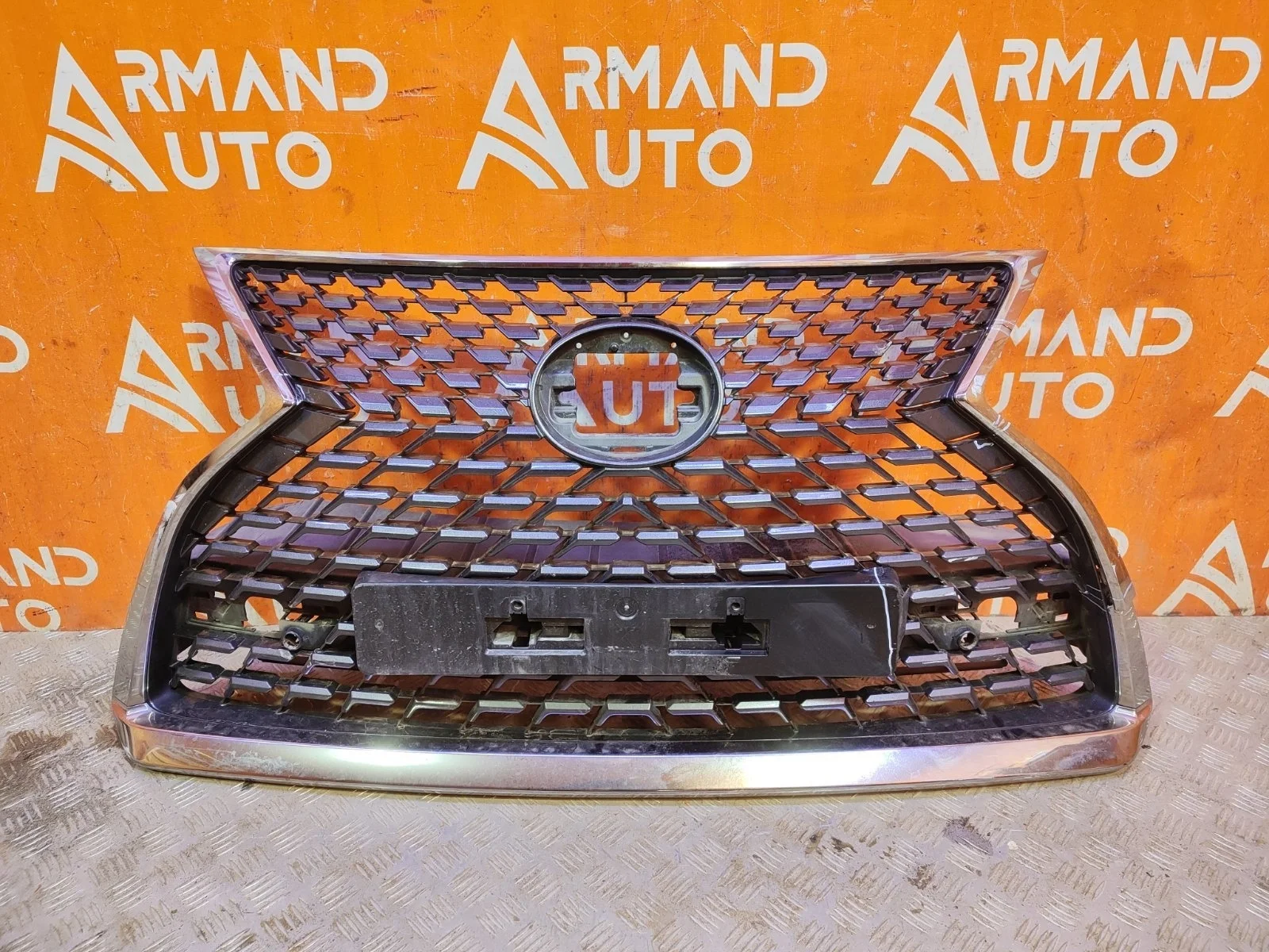 Решетка радиатора Lexus RX 2019-нв 4