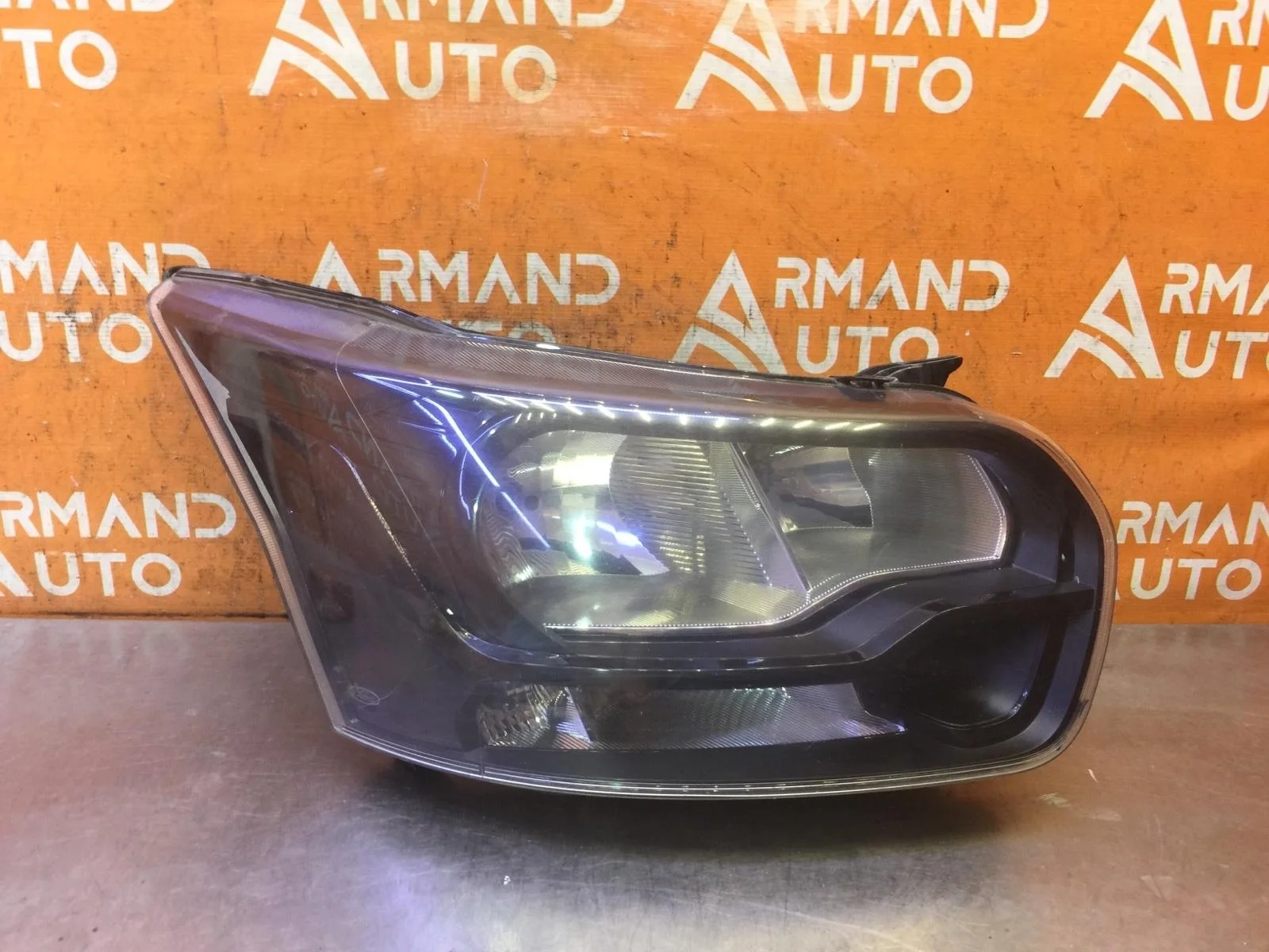 Фара Ford Transit 2014-нв 7 TTG