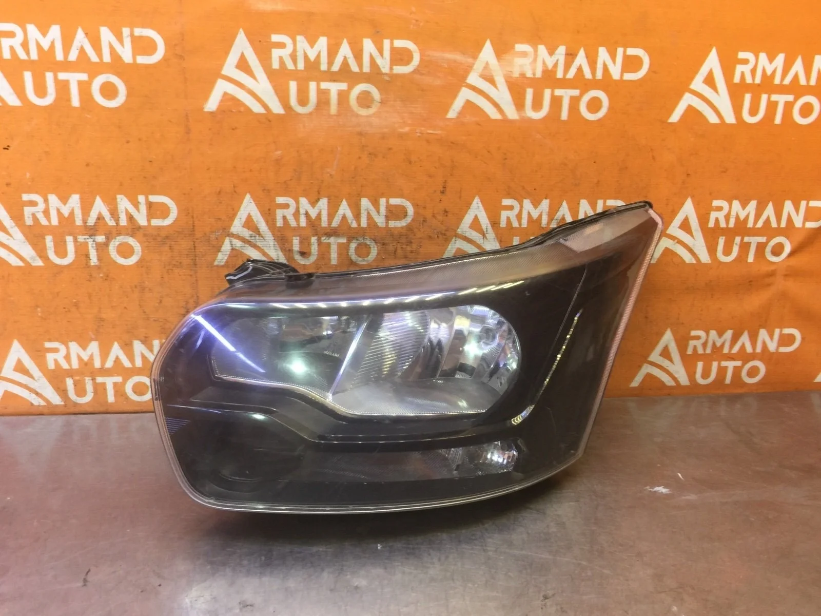 Фара Ford Transit 2014-нв 7 TTG