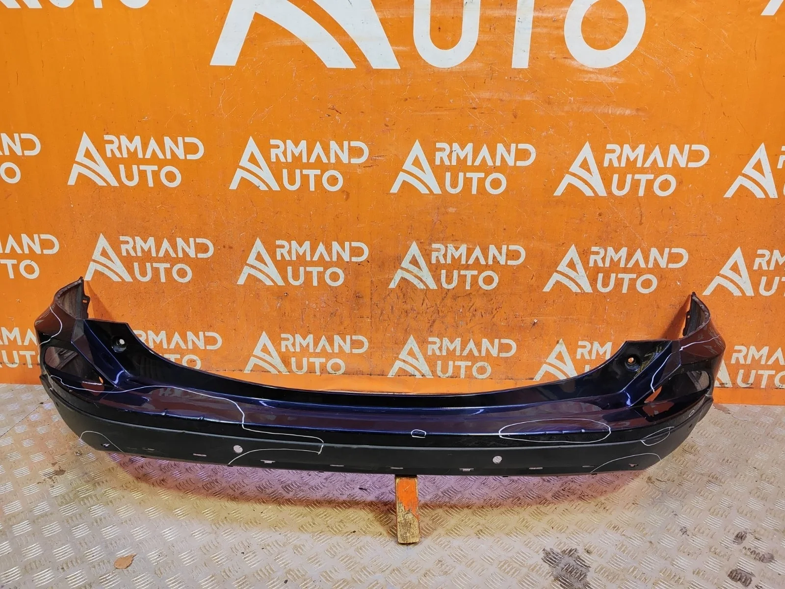 Бампер Toyota RAV4 2015-2019 CA40