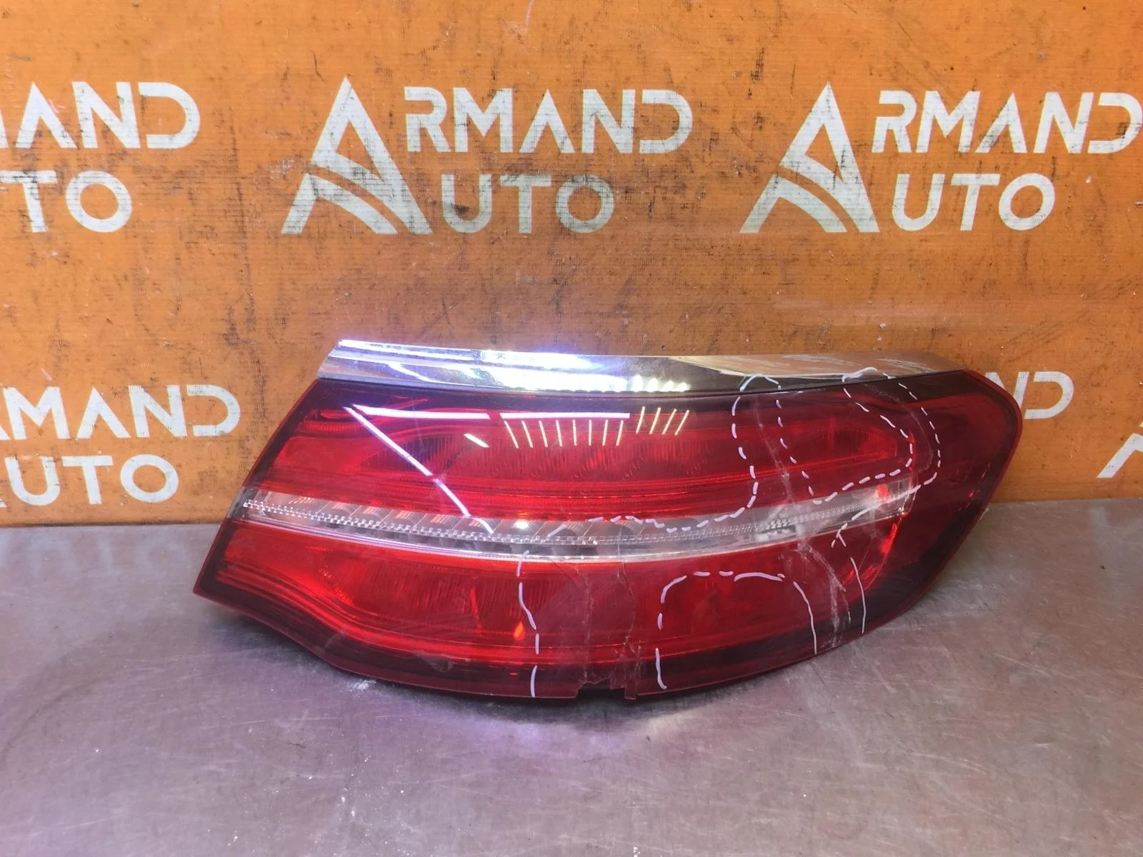 Фонарь внешний Mercedes GLE-Class Coupe 2015-2019 C292