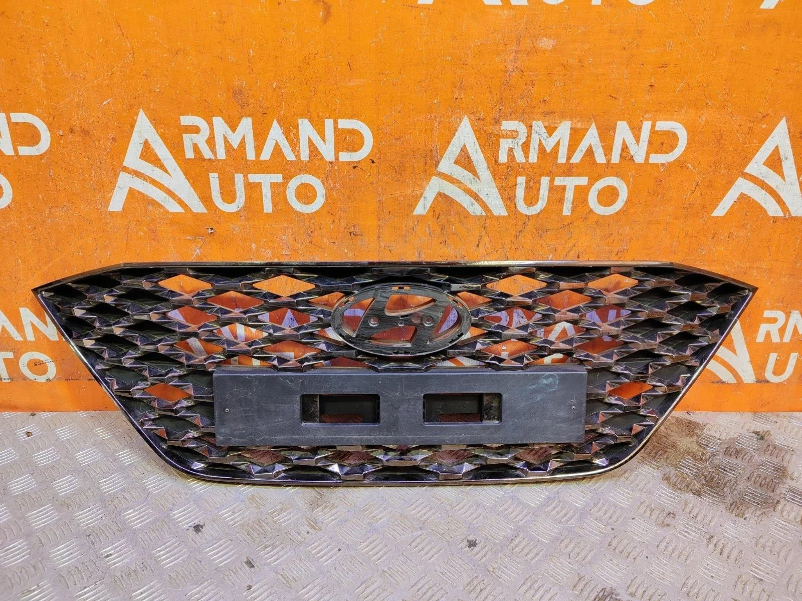 Решетка радиатора Hyundai Solaris 2020-нв