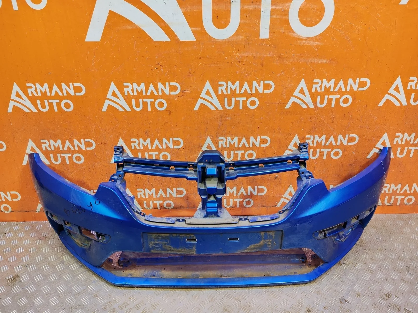 Бампер Renault Logan 2018-2022