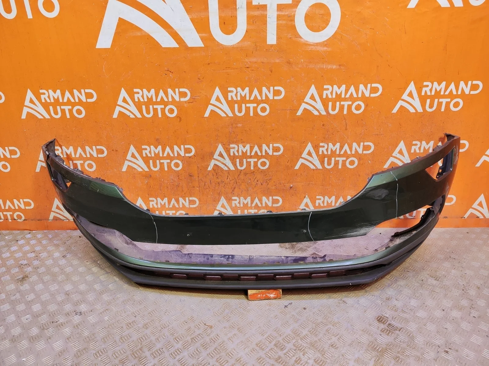 Бампер Skoda Karoq 2017-нв