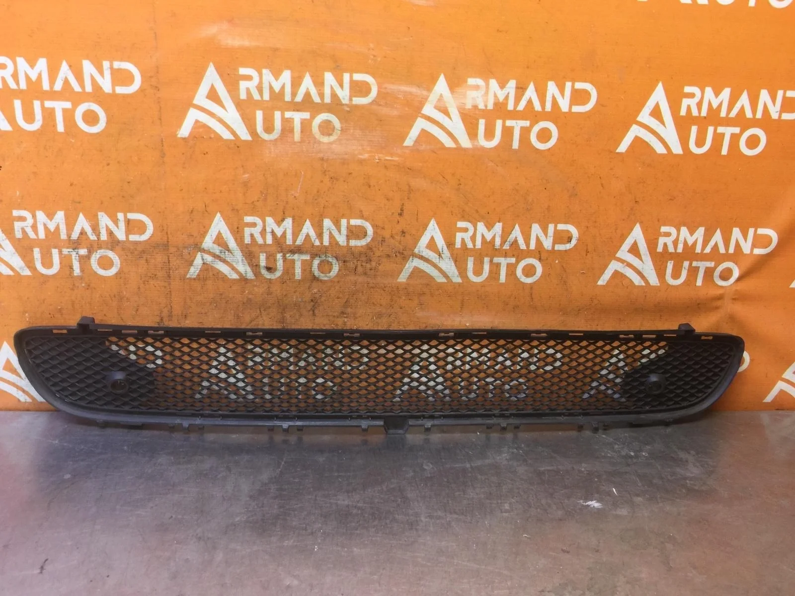 Решетка бампера Mercedes GLA-Class 2013-2017 X156