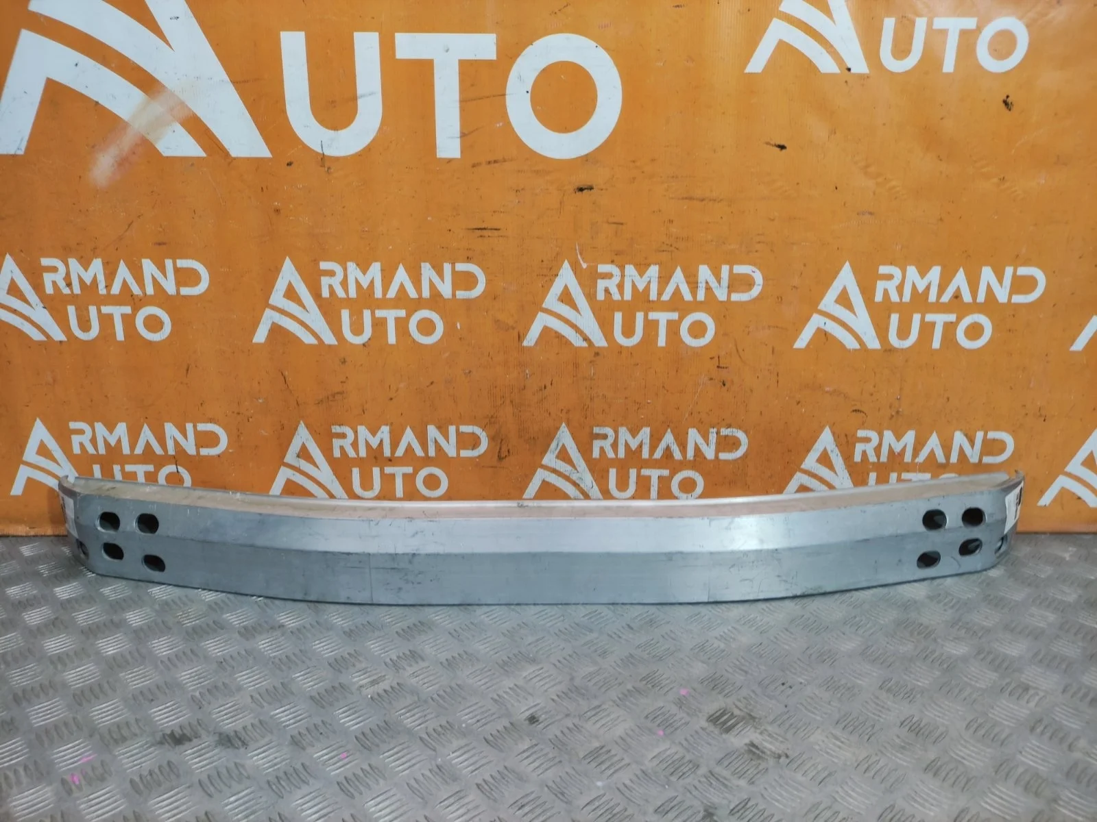 Усилитель бампера Lexus NX 2014-2021