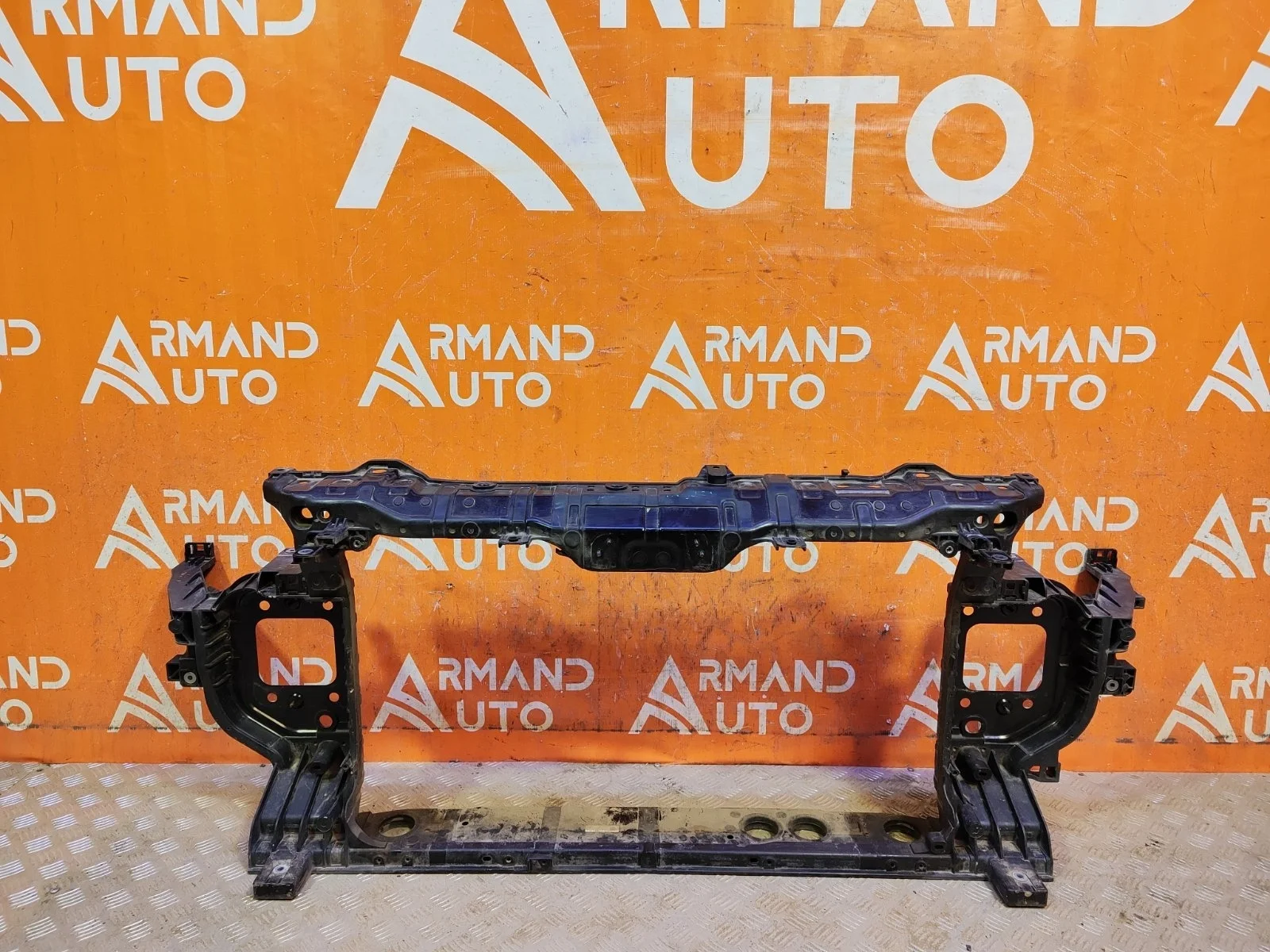 Панель передняя (суппорт радиатора) Kia K5 2020-нв 3