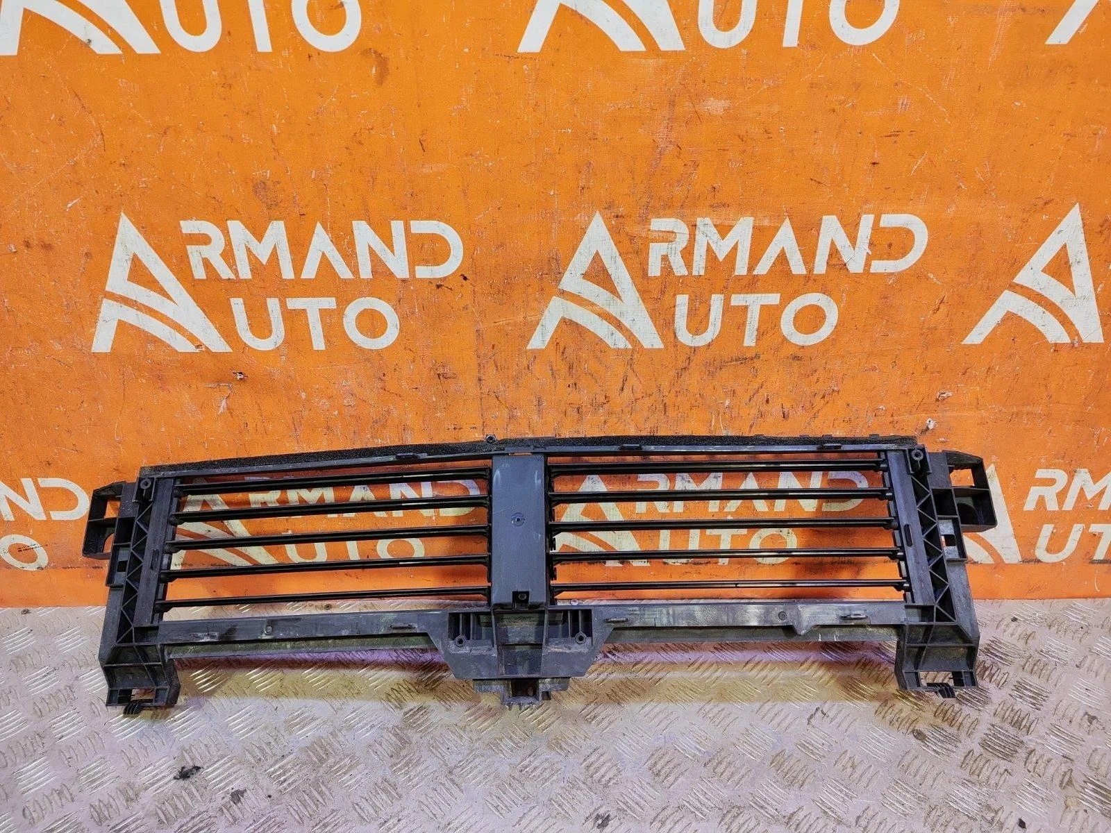 Воздуховод радиатора верхний Mercedes GLB-Class 2019-нв X247