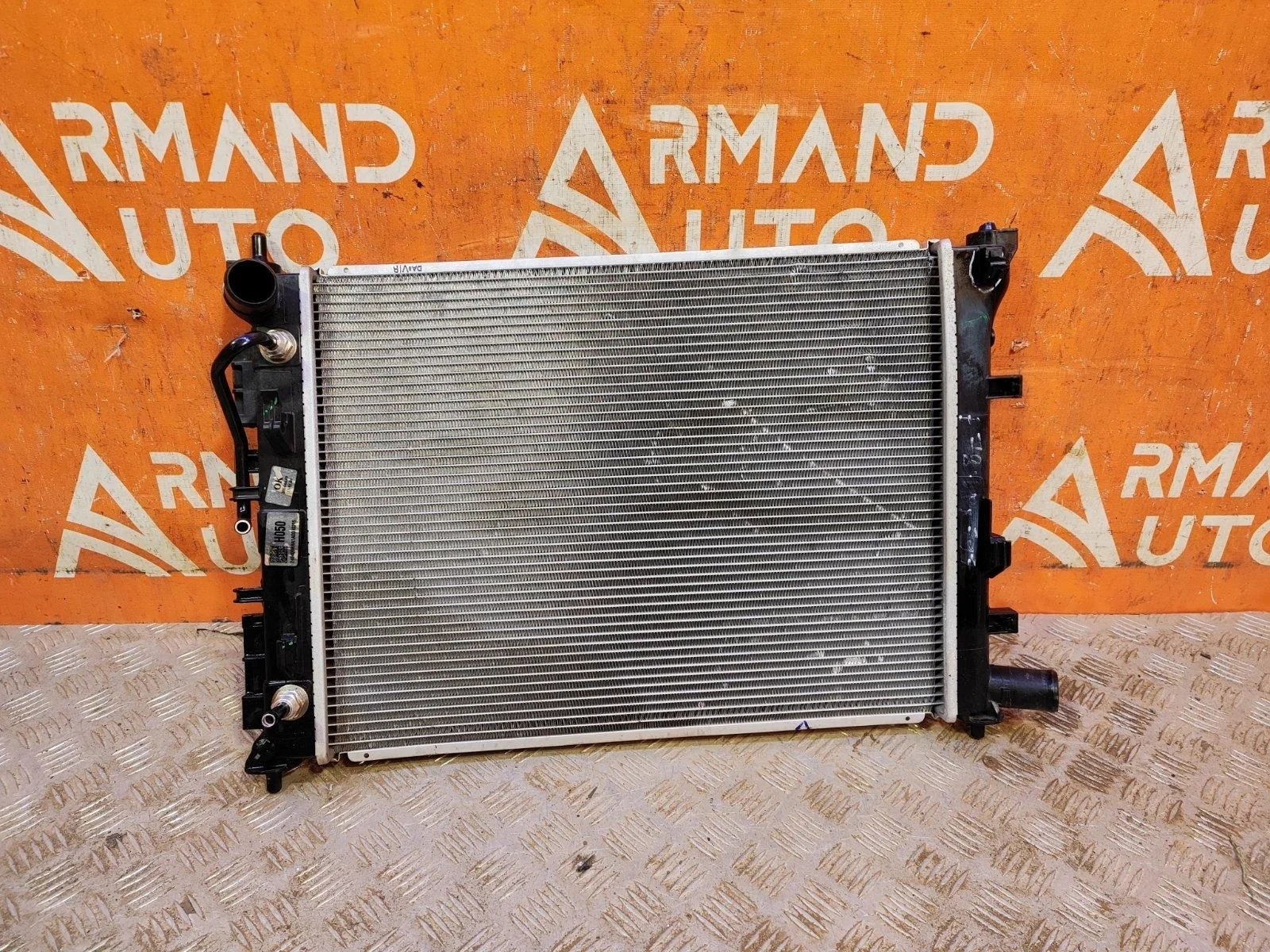 Радиатор двигателя (двс) Hyundai Solaris 2017-нв