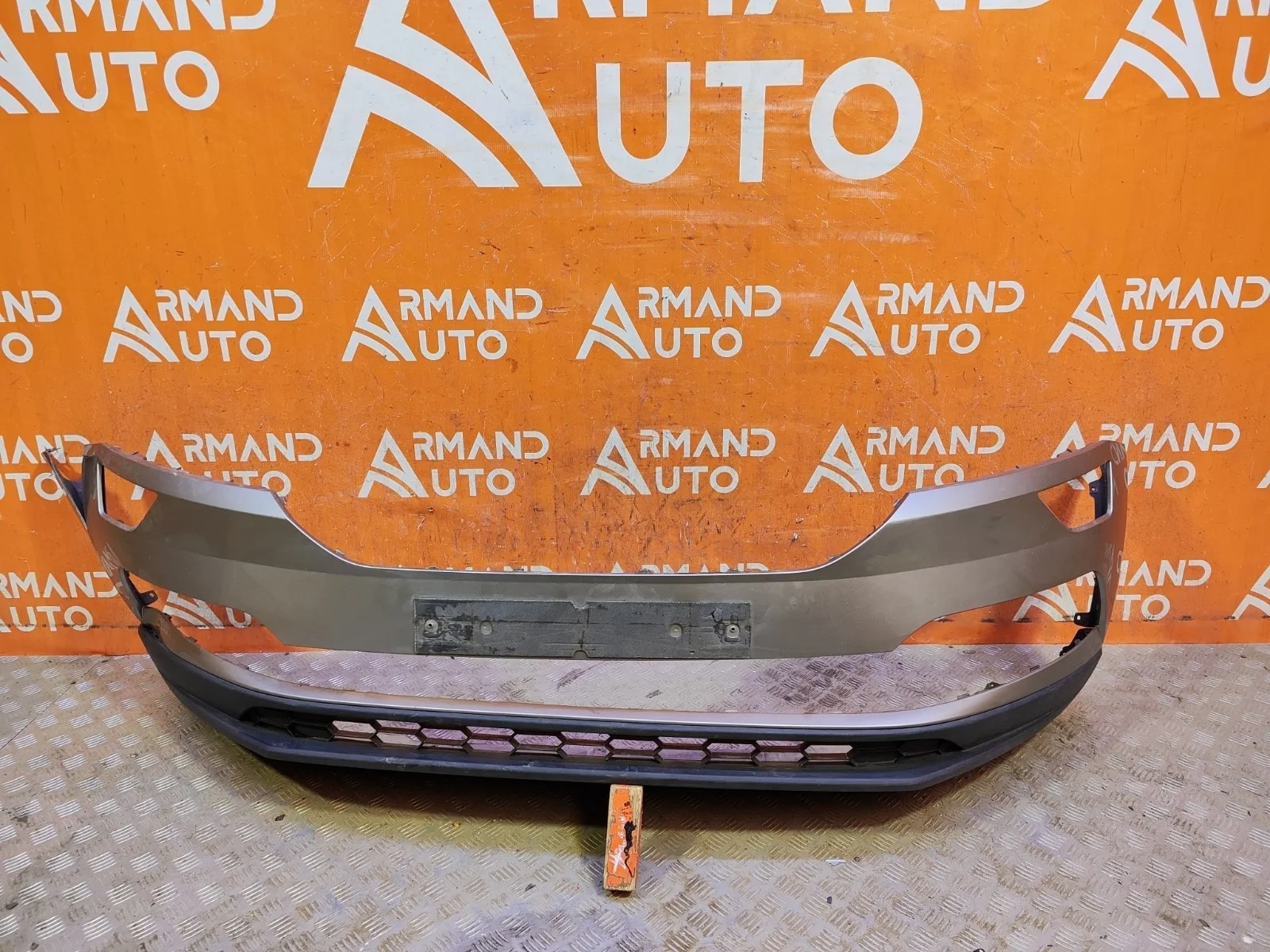 Бампер Skoda Karoq 2017-нв