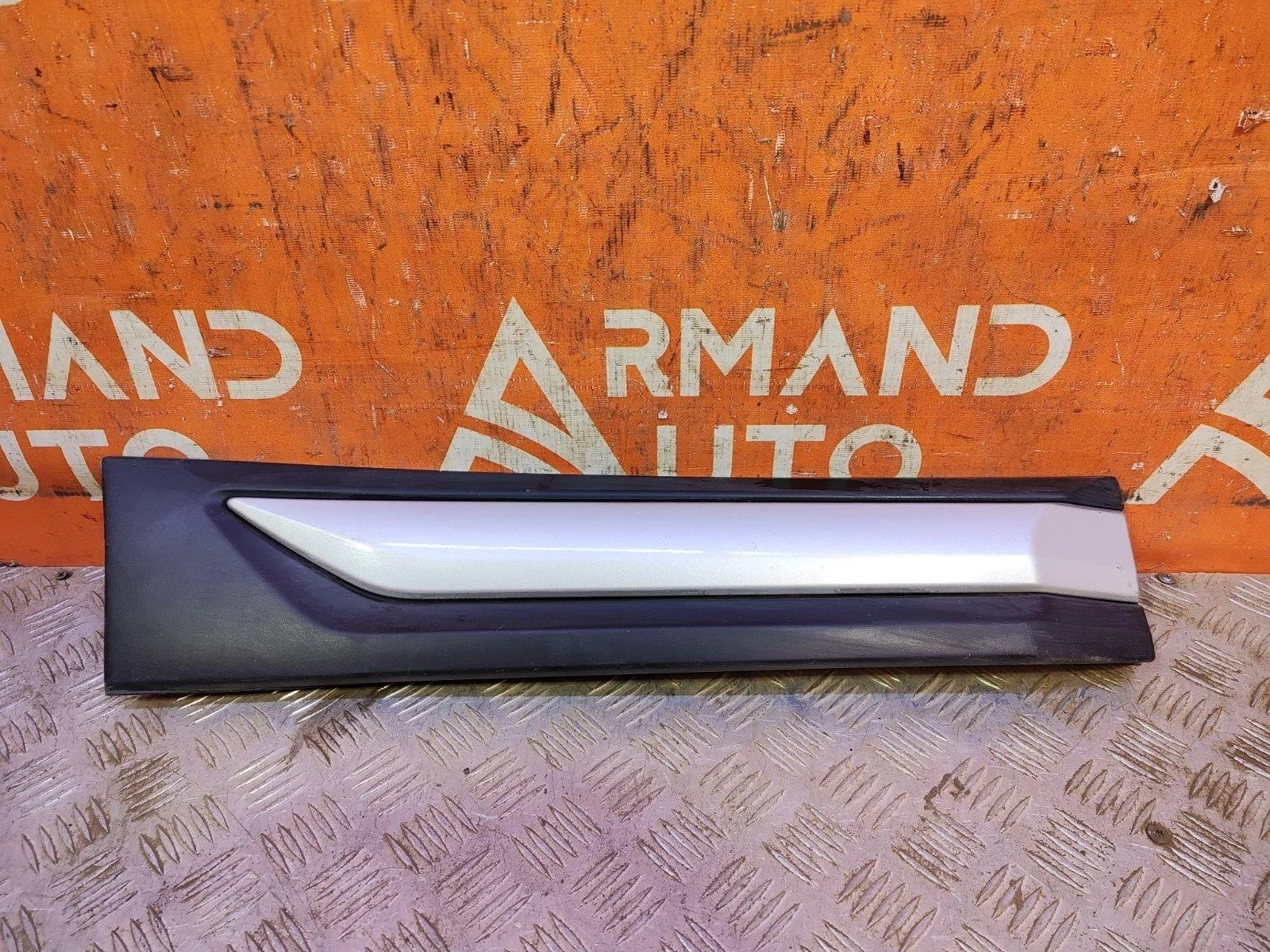 Молдинг двери Mitsubishi Outlander 2015-нв 3