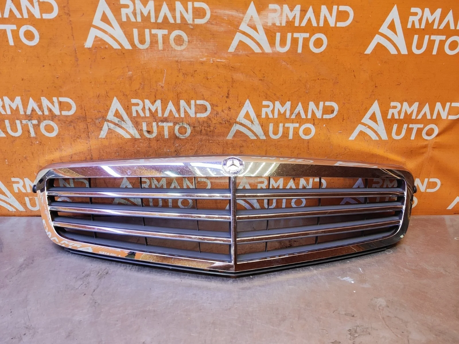 Решетка радиатора Mercedes -Class 2006-2015 W204