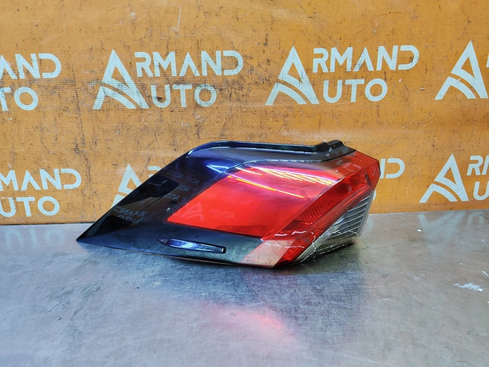 Фонарь внешний Toyota RAV4 2018-нв 5 XA50