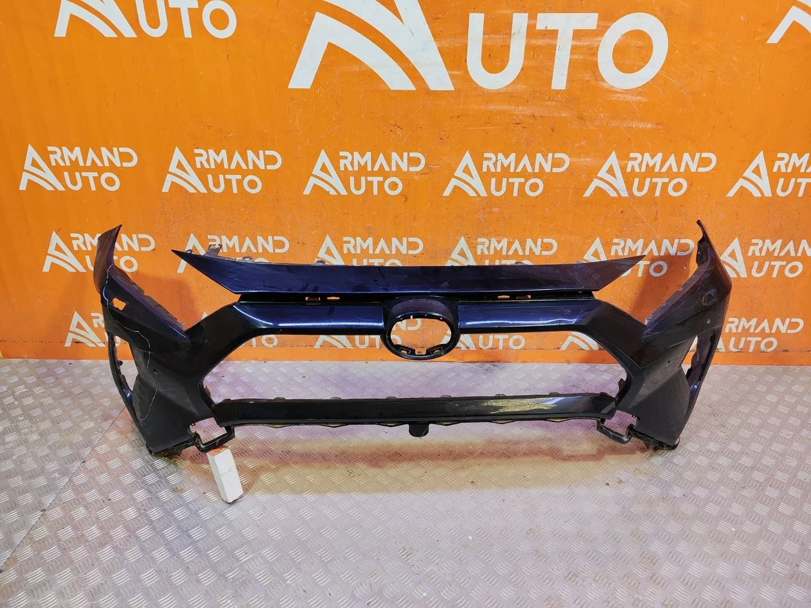 Бампер Toyota RAV4 2018-нв 5 XA50