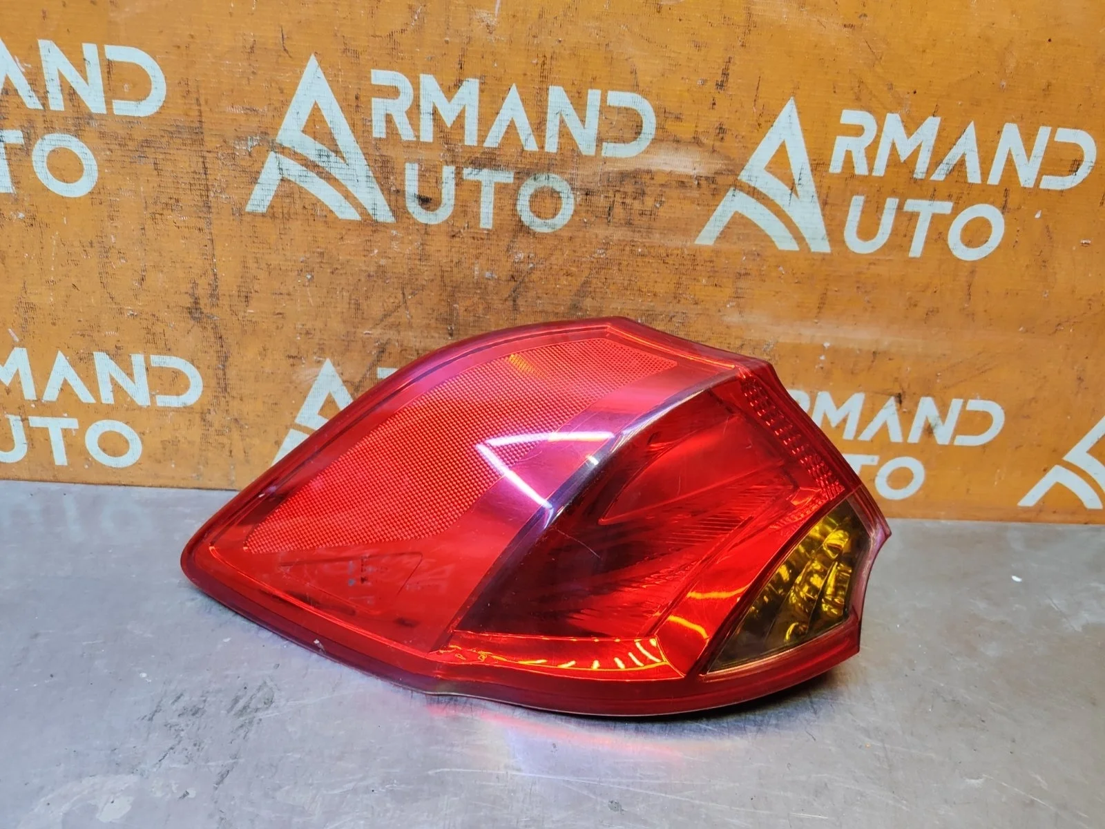 Фонарь внешний Kia Ceed 2012-2018 JD