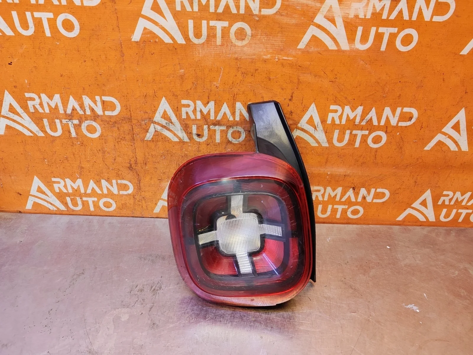 Фонарь Renault Duster 2021-нв