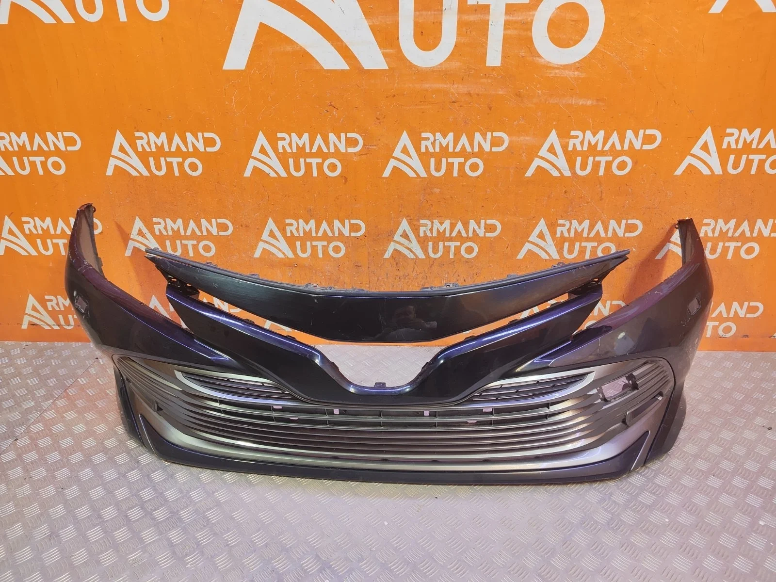 Бампер Toyota Camry 2017-2021 8 XV70