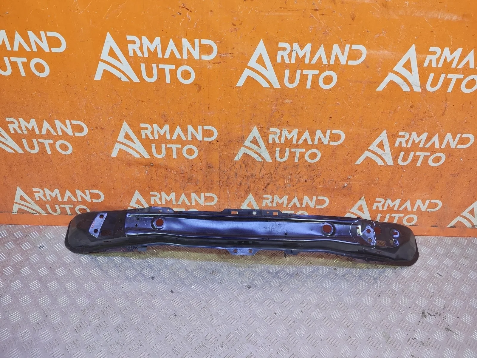 Усилитель бампера Renault Arkana 2019-нв