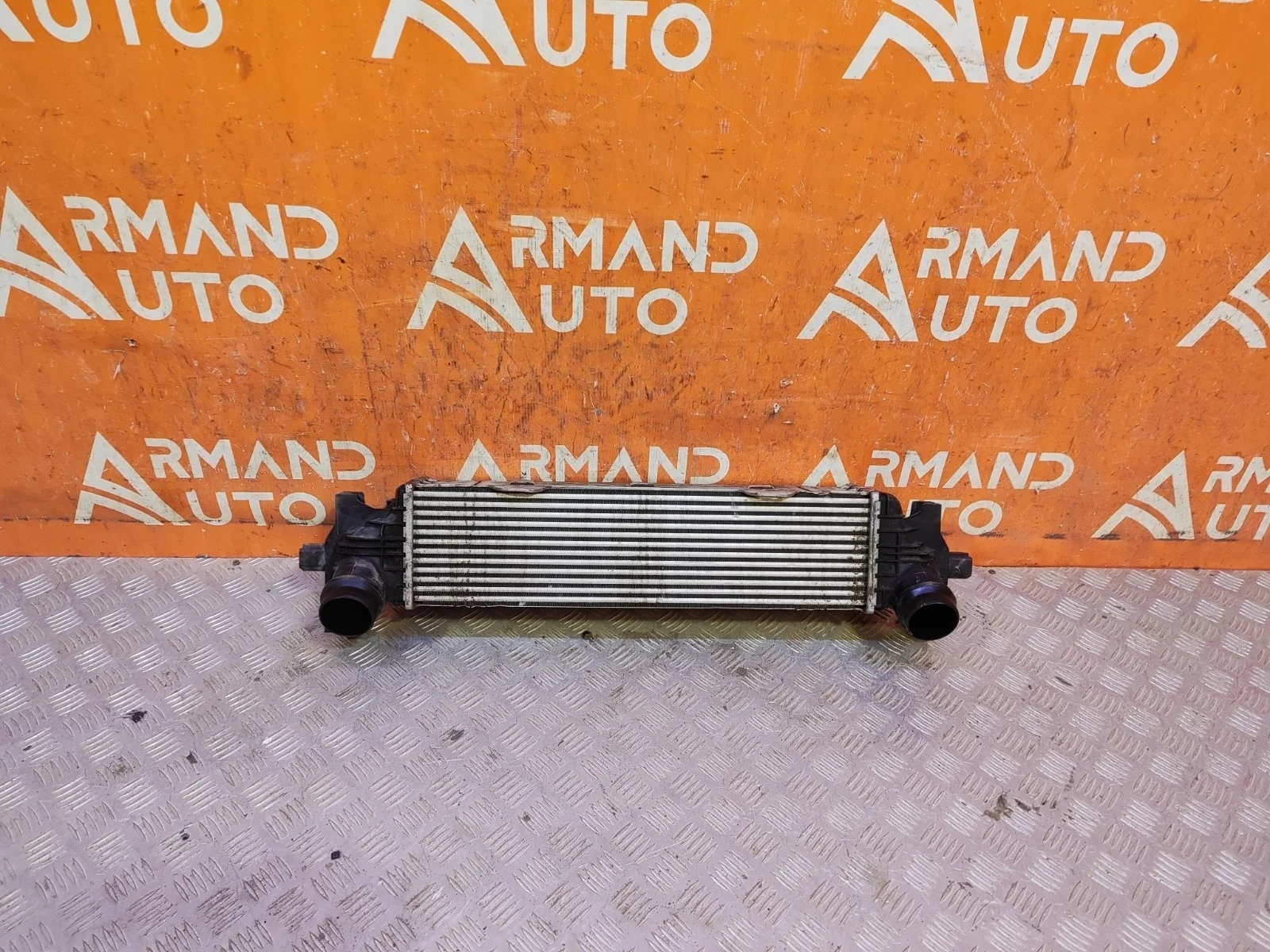 Интеркулер BMW 5 series 2016-нв G30 G31