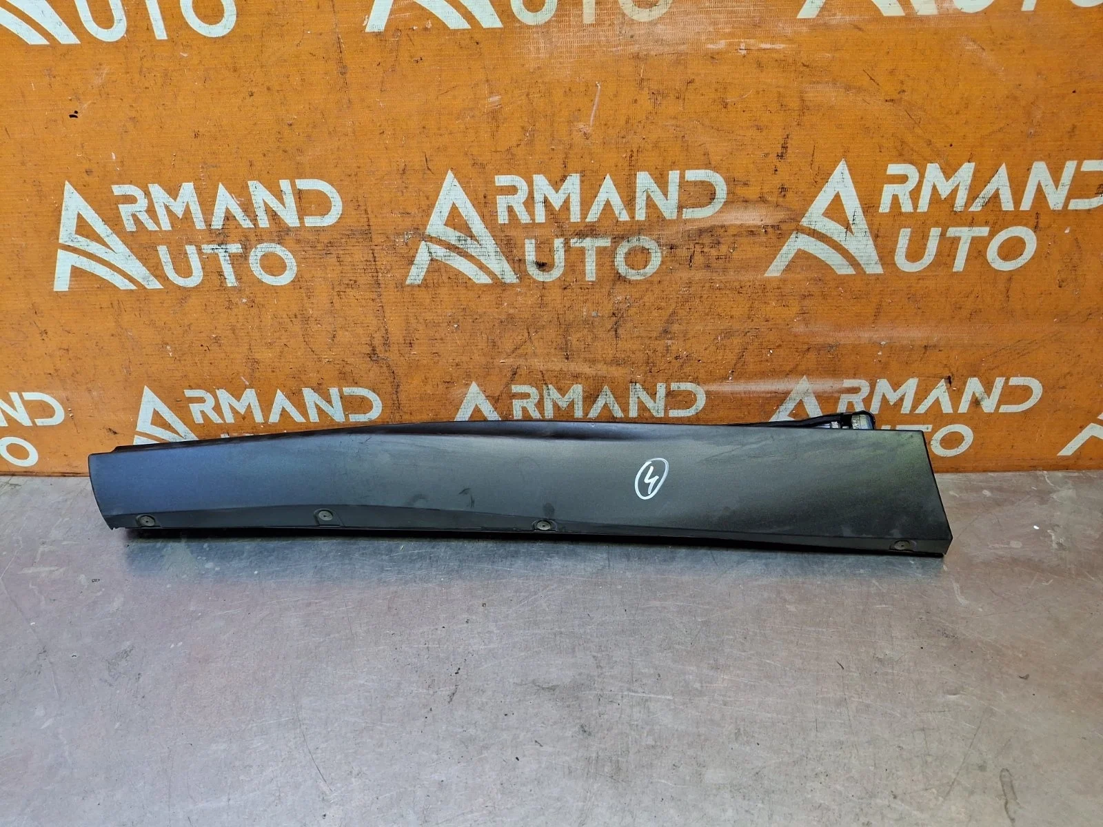 Молдинг двери Lexus NX 2014-2021