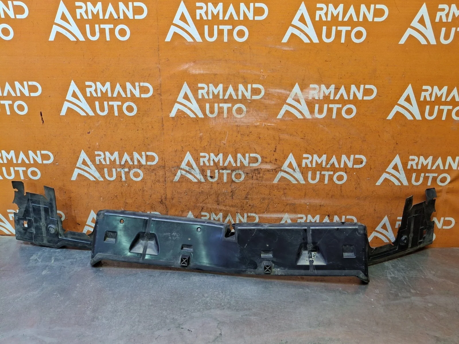 Воздуховод радиатора нижний BMW X3 2017-нв G01