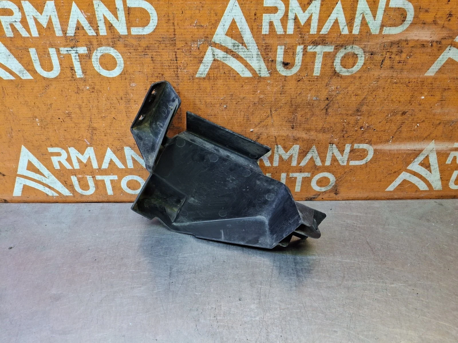 Воздуховод бампера Renault Logan 2018-2022