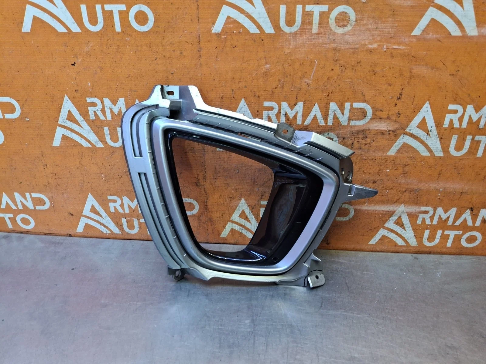 Окантовка птф Kia Sorento 2014-2017 3 Prime UM