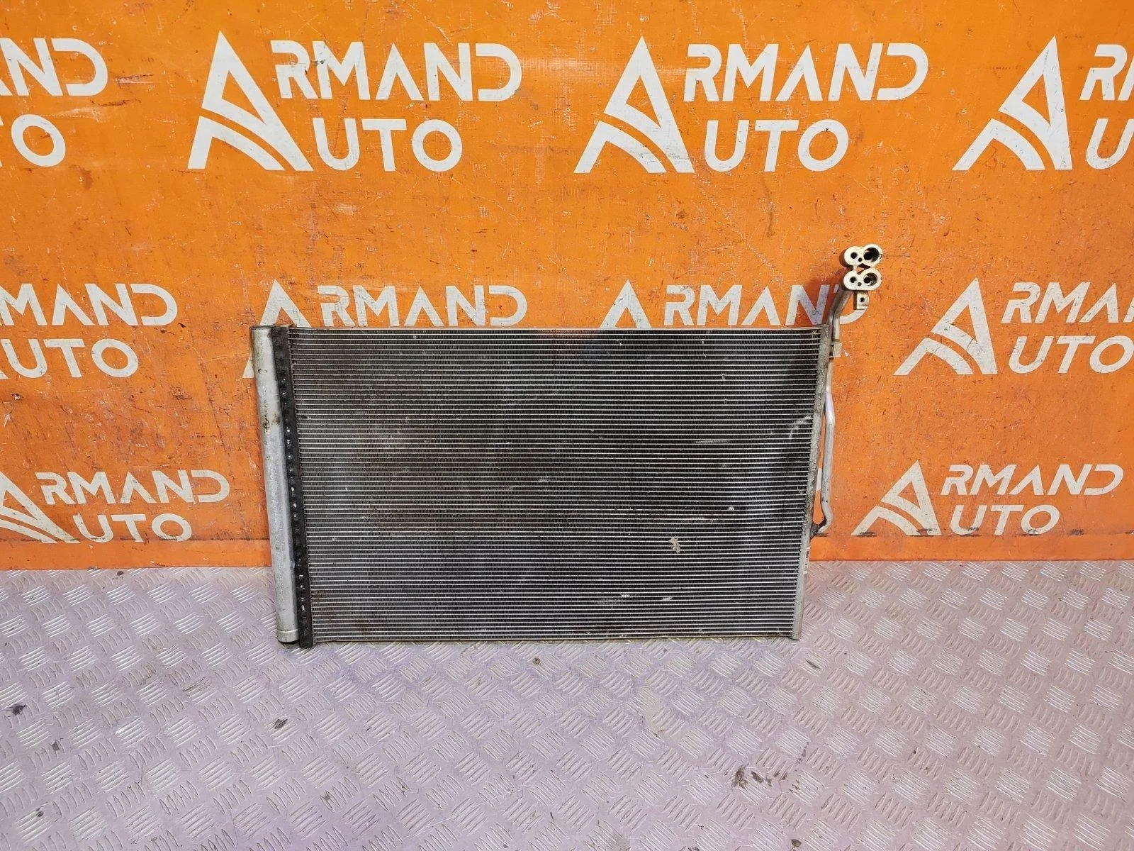 Радиатор кондиционера Volkswagen Touareg 2010-2018