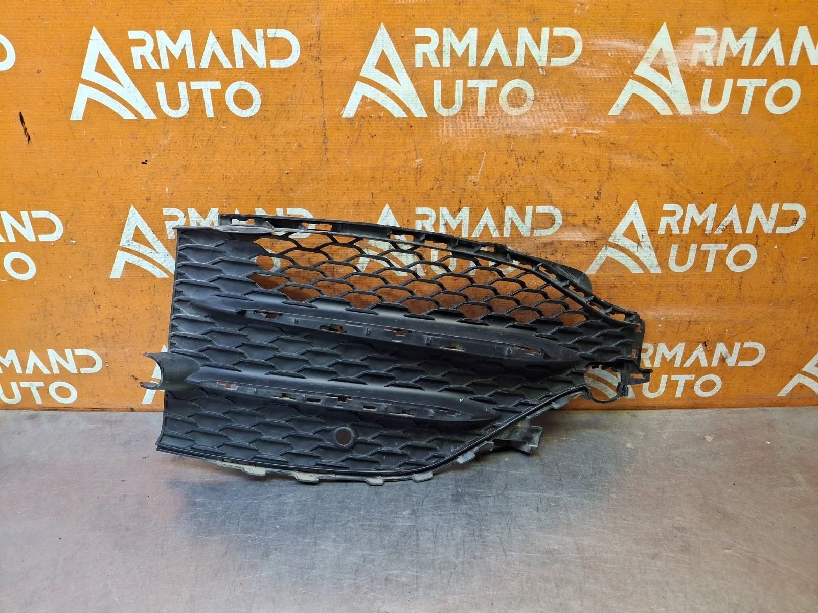 Решетка бампера Mercedes GLE-Class 2018-нв V167