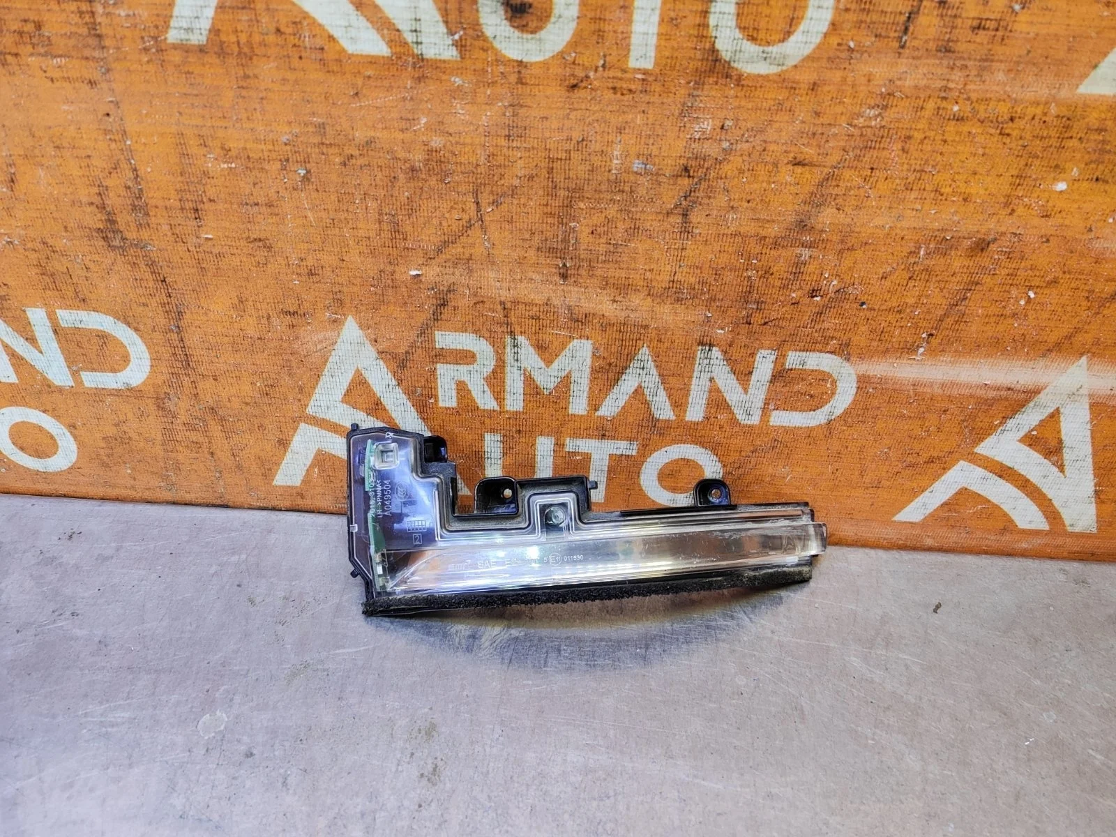 Повторитель поворота на зеркале Land Rover Range Evoque 2011-2015 L538