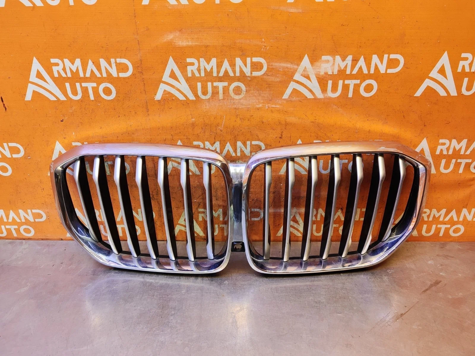 Решетка радиатора BMW X5 2018-нв G05