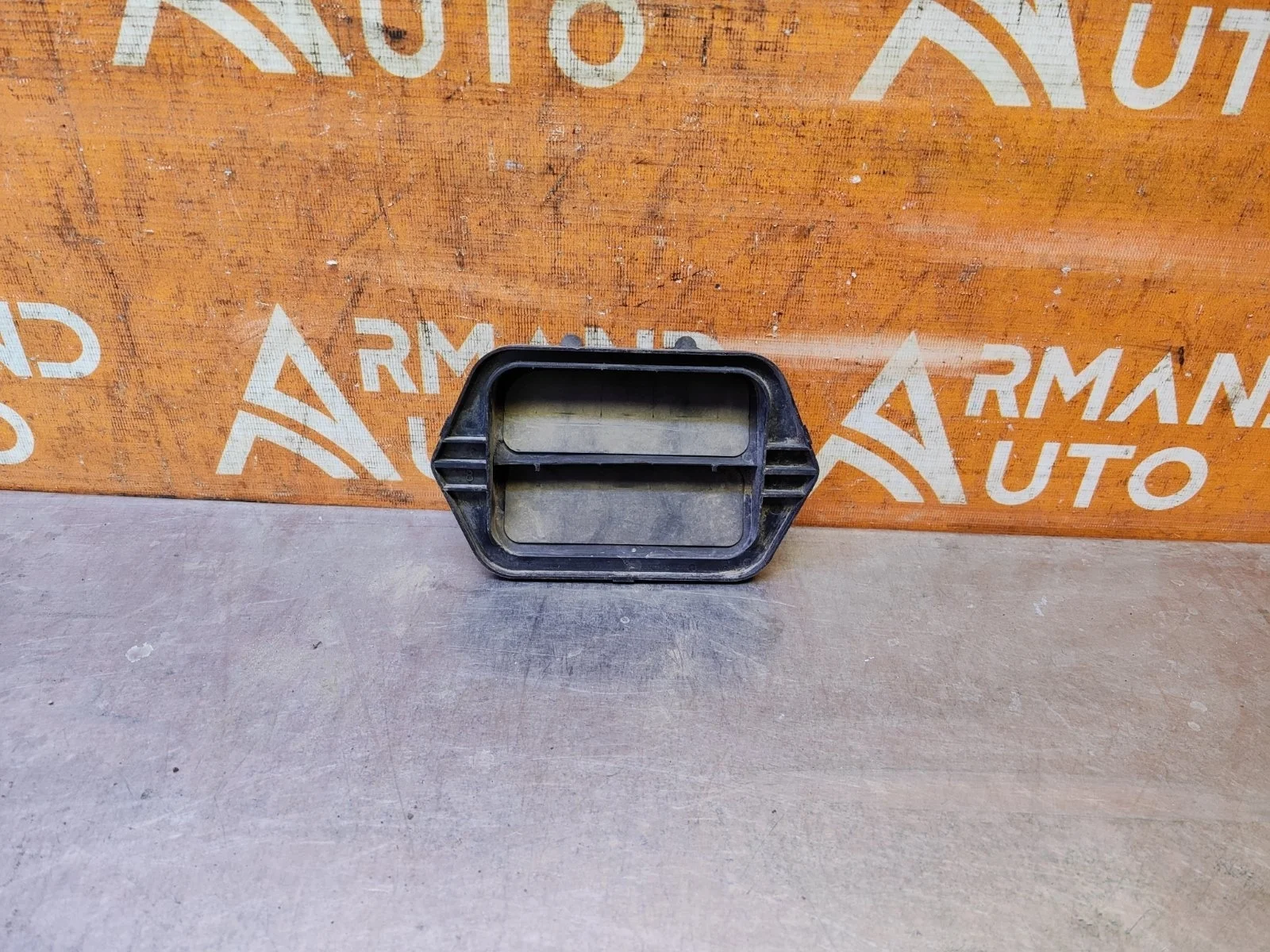 Решетка вентиляционная багажника Mazda CX-5 2011-2017