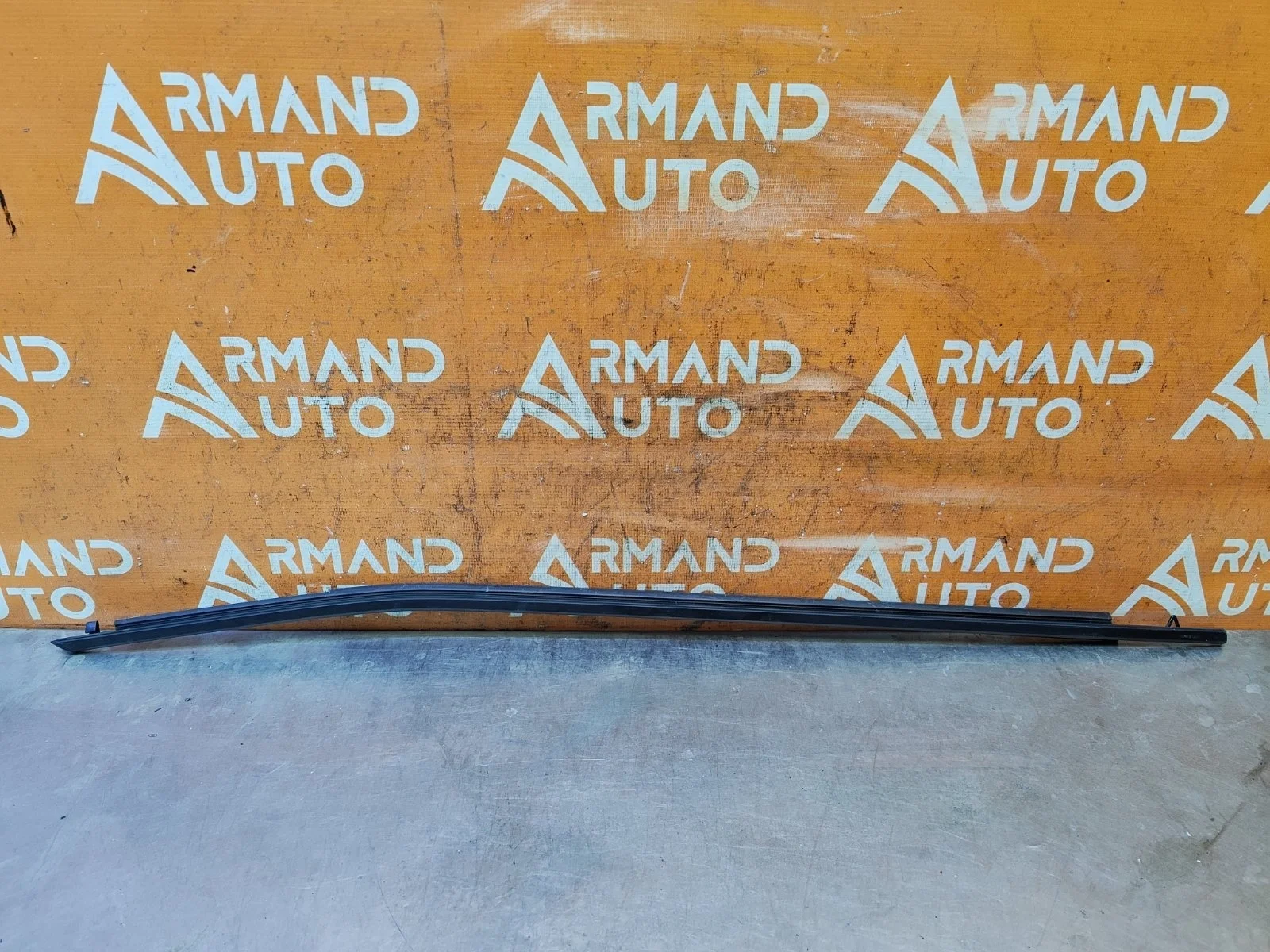 Молдинг стекла двери Toyota RAV4 2018-нв 5 XA50