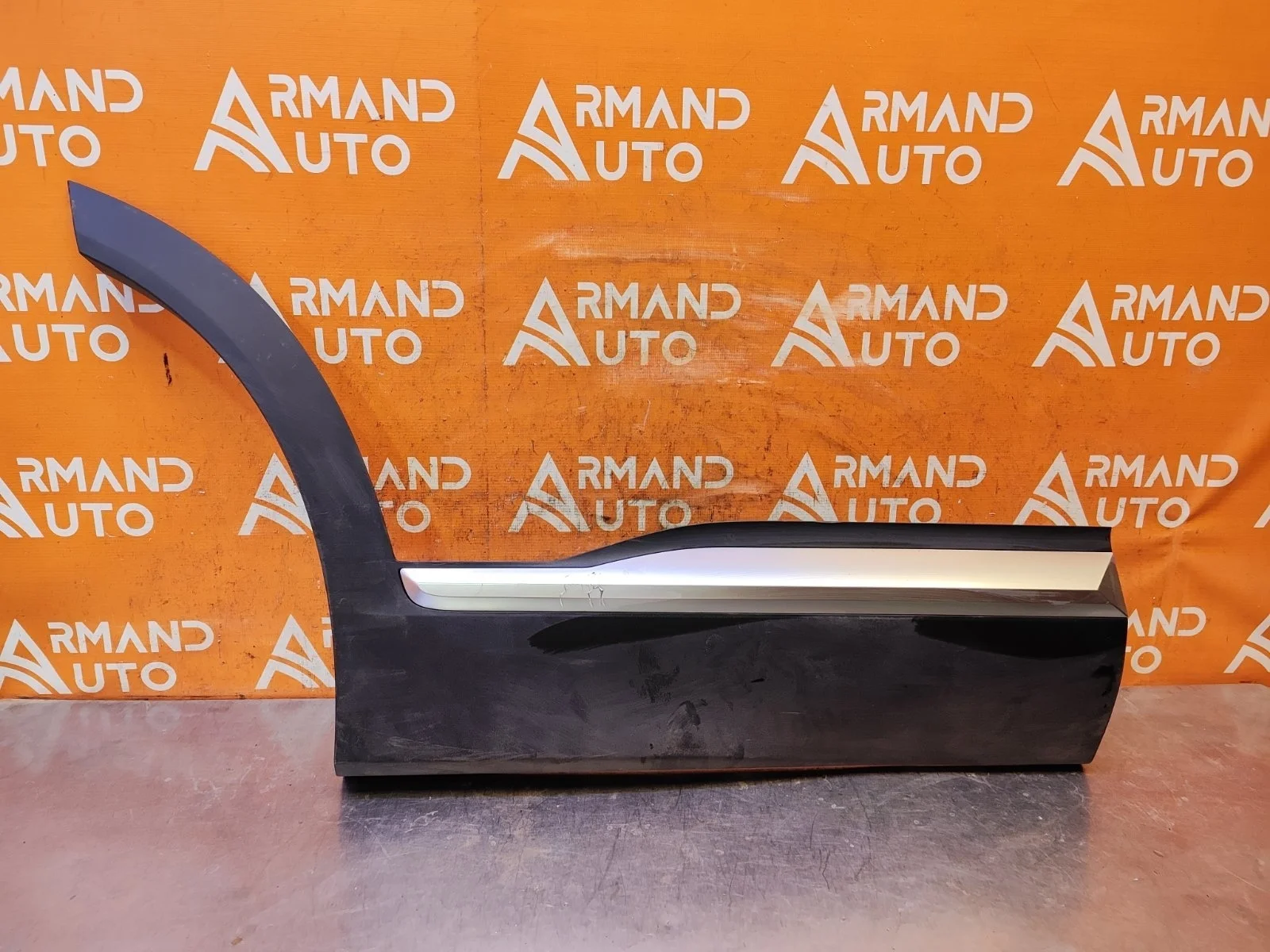 Молдинг двери Hyundai Santa Fe 2020-нв 4 TM